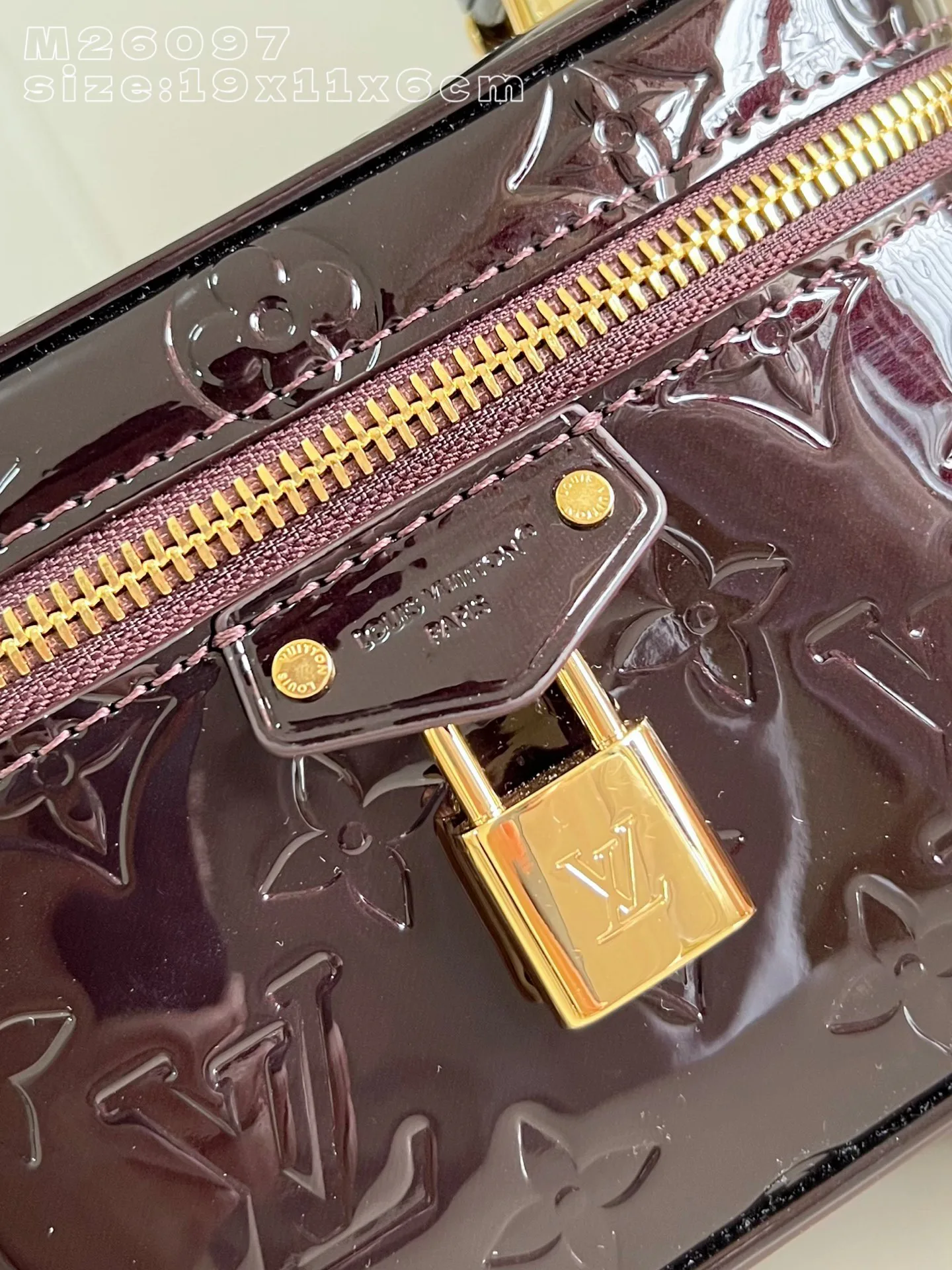 Клатчи Женские Louis Vuitton 11428179