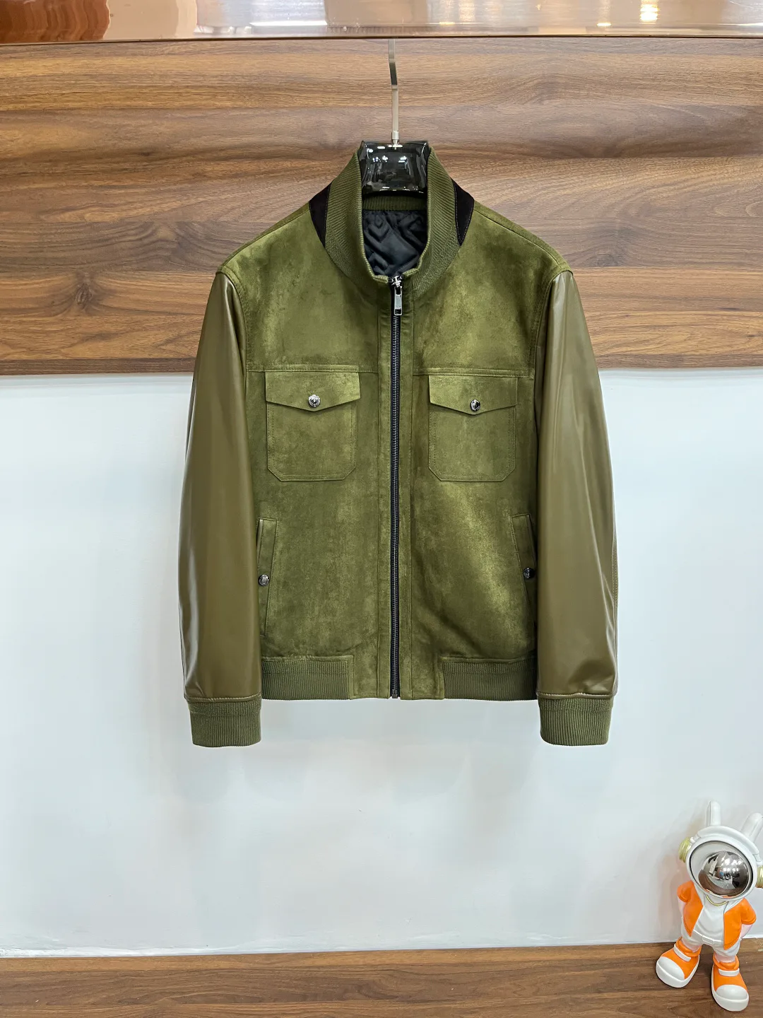 Кожаные Куртки И Дублёнки Мужские Loro Piana 4314569