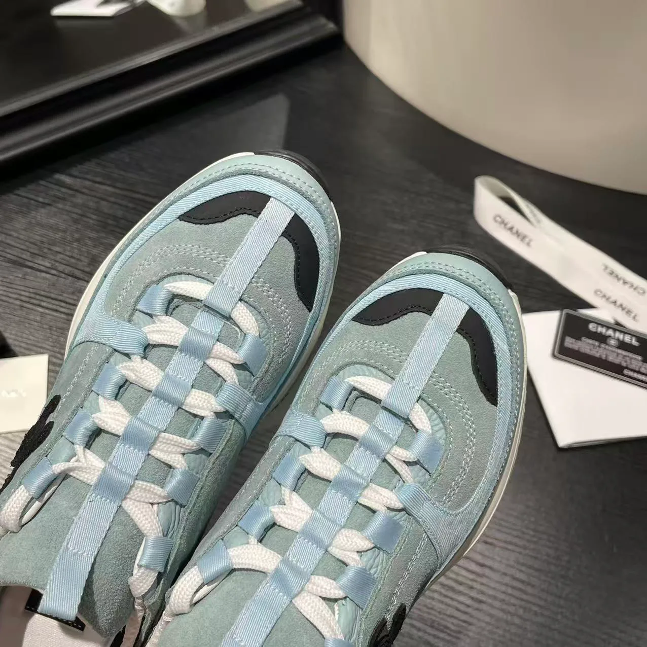 Кроссовки Женские Chanel 389120