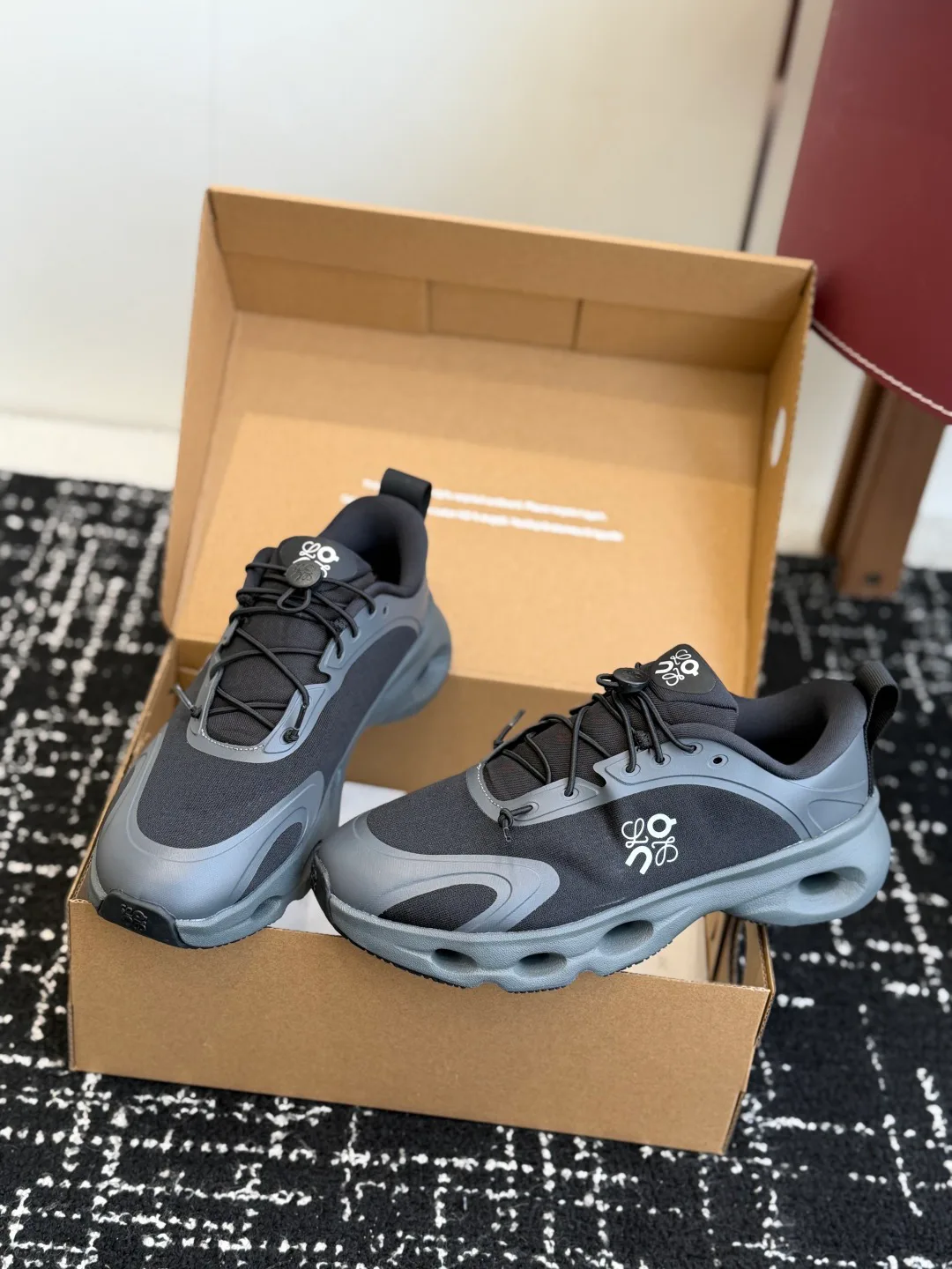 Кроссовки Женские Loewe 451003