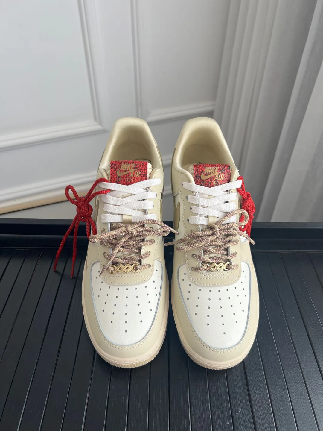 Кроссовки Женские Nike