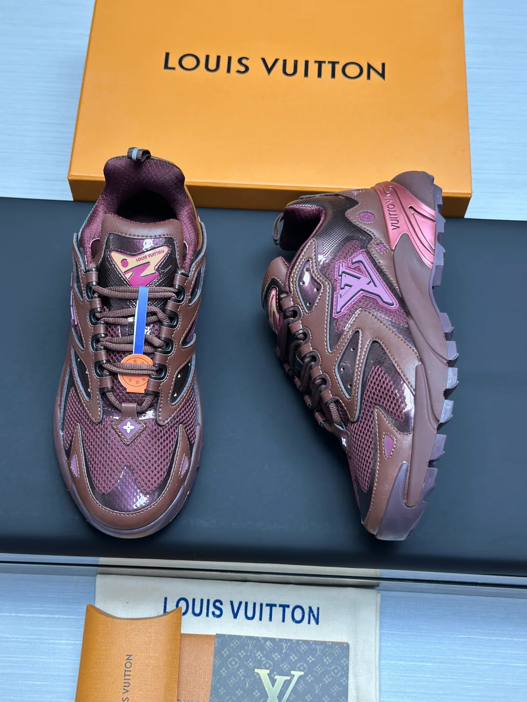 Кроссовки Женские Louis Vuitton 18211991