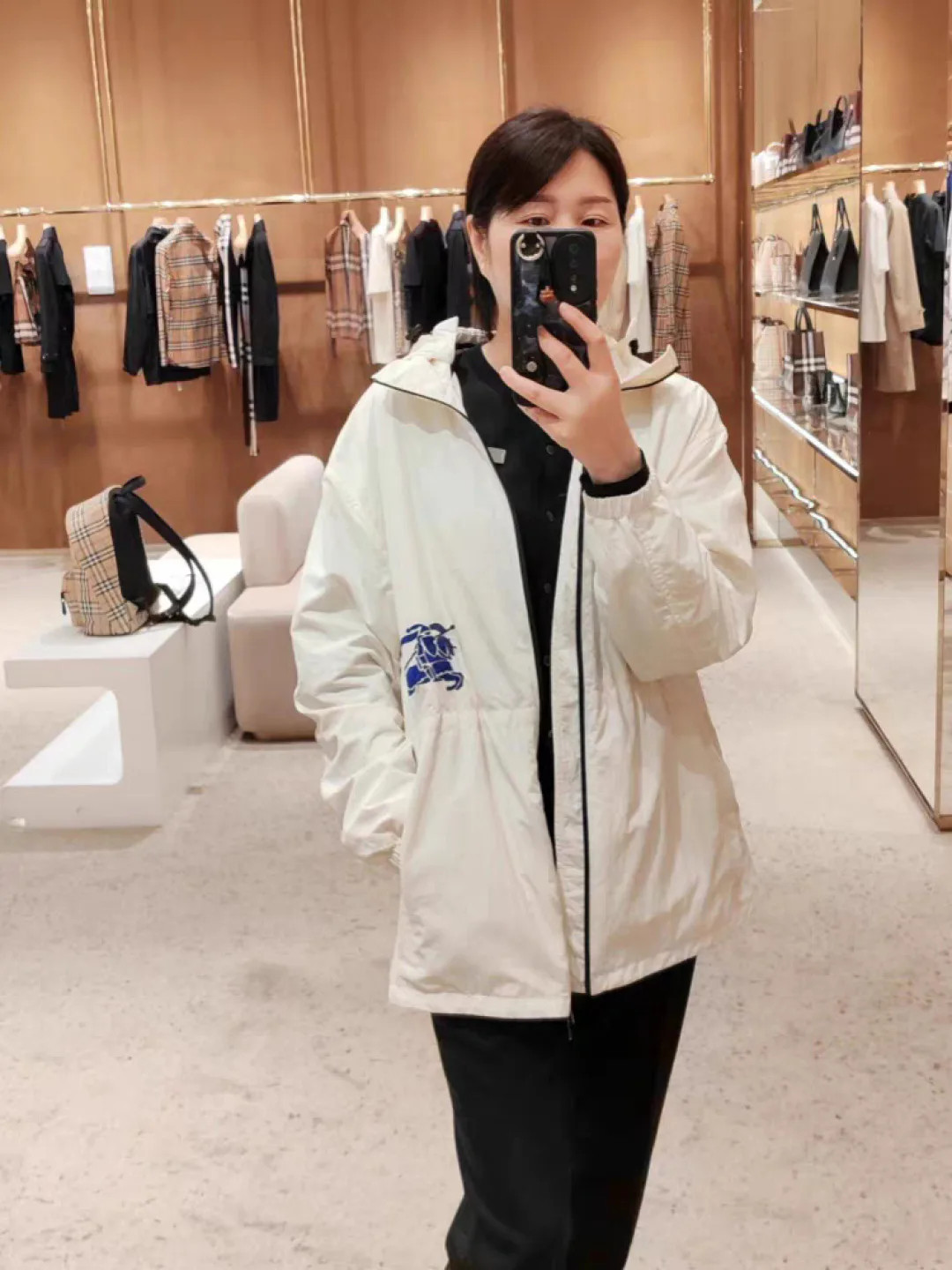 Куртки И Пуховики Женские Burberry 17998519