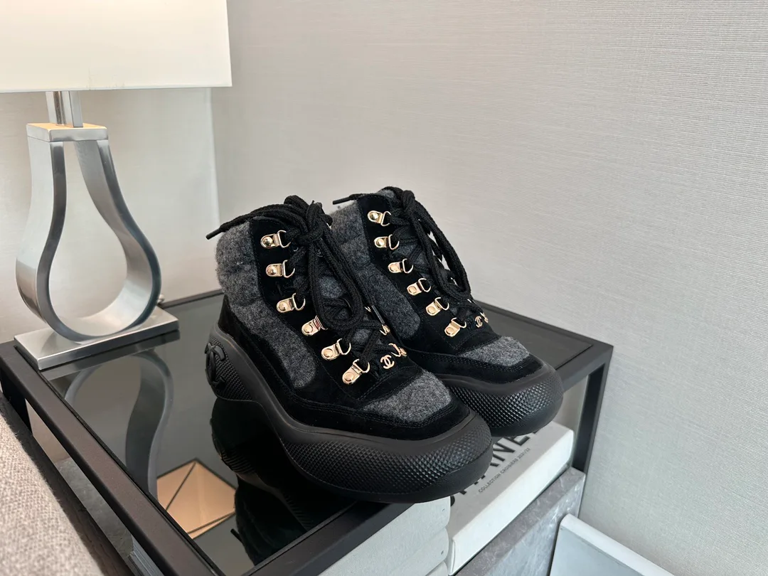 Кроссовки Женские Chanel 2937717