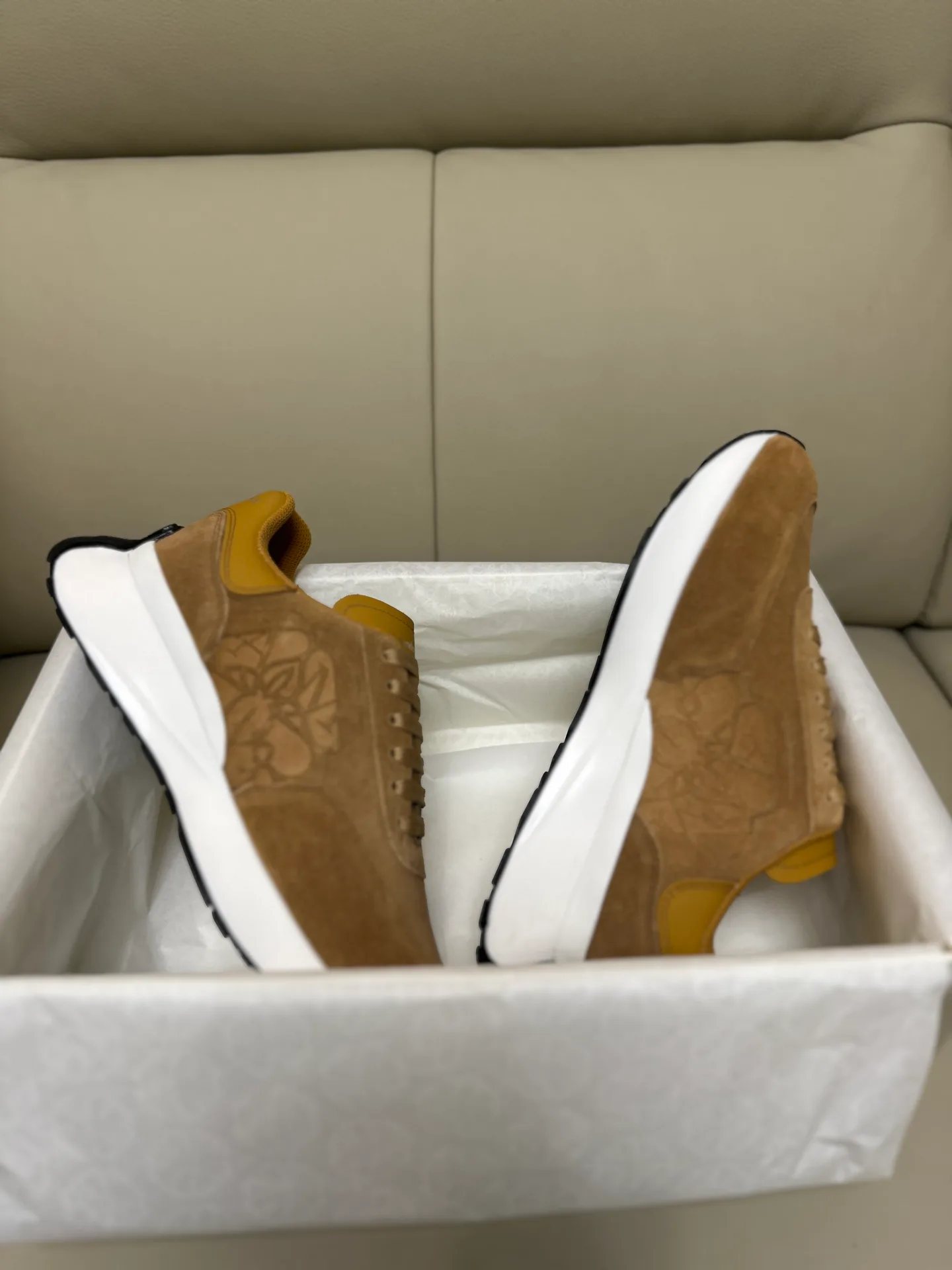 Кроссовки Женские Alexander Mcqueen 18616796