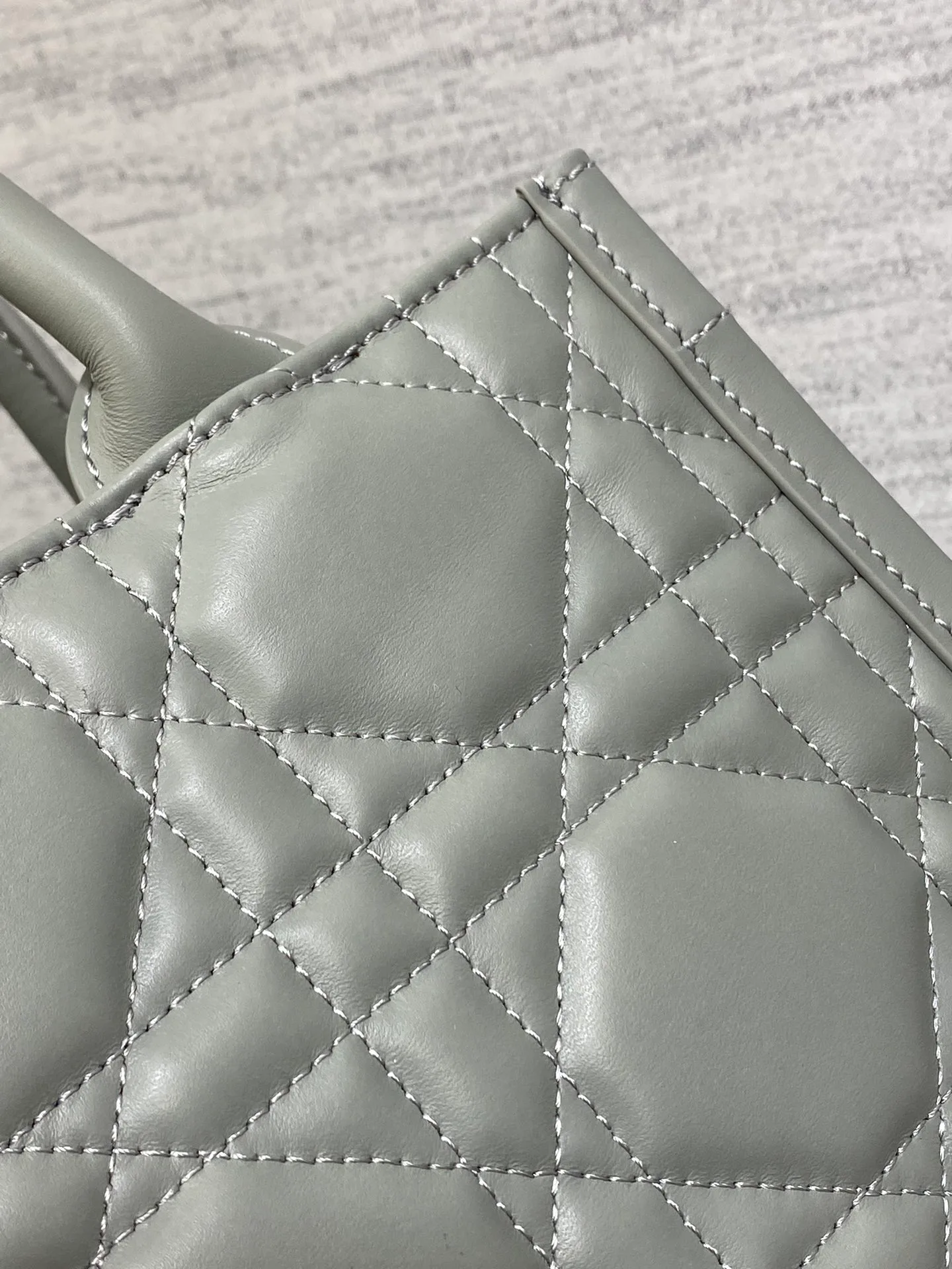Классические Сумки Женские Christian Dior 17601407