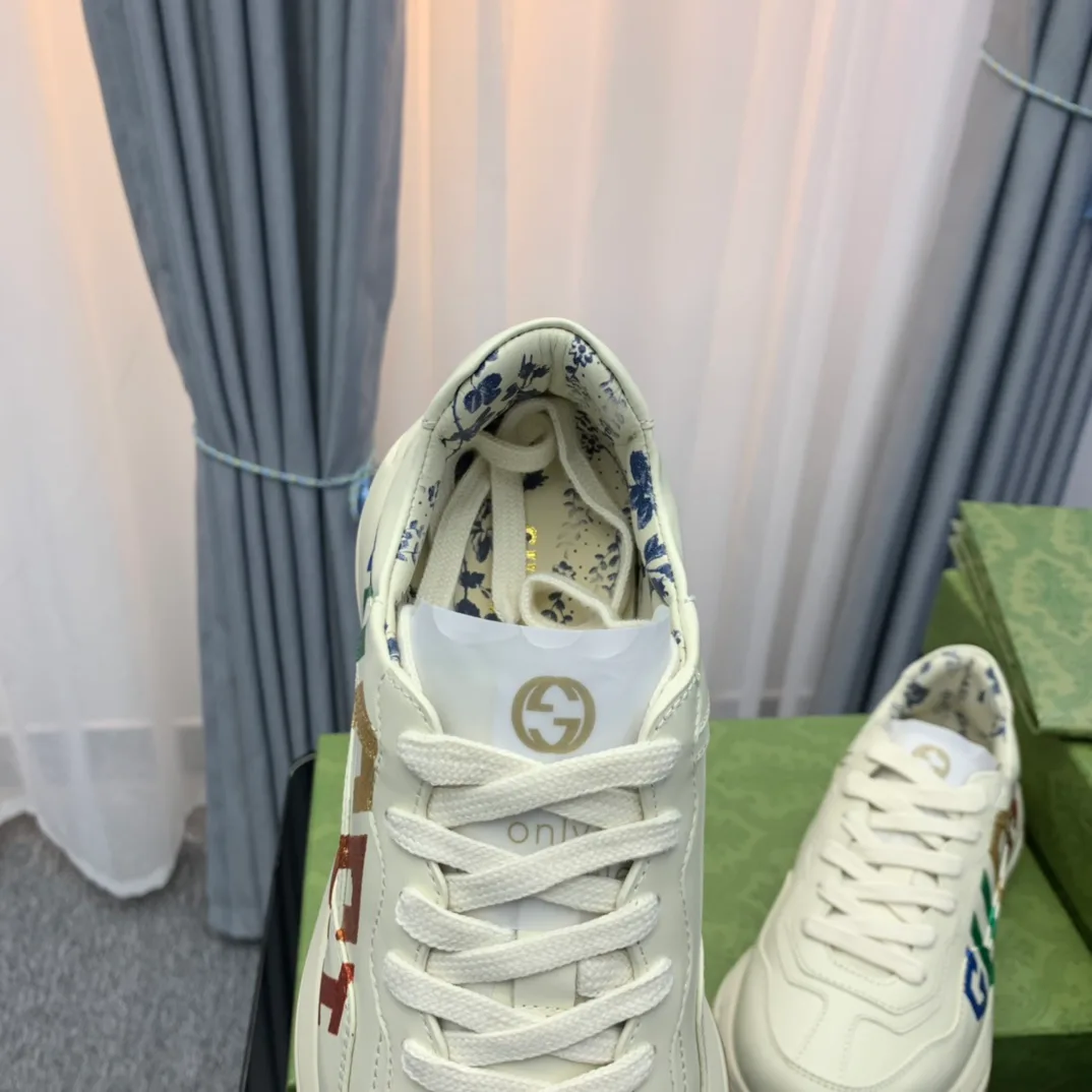 Кроссовки Женские Gucci 173867