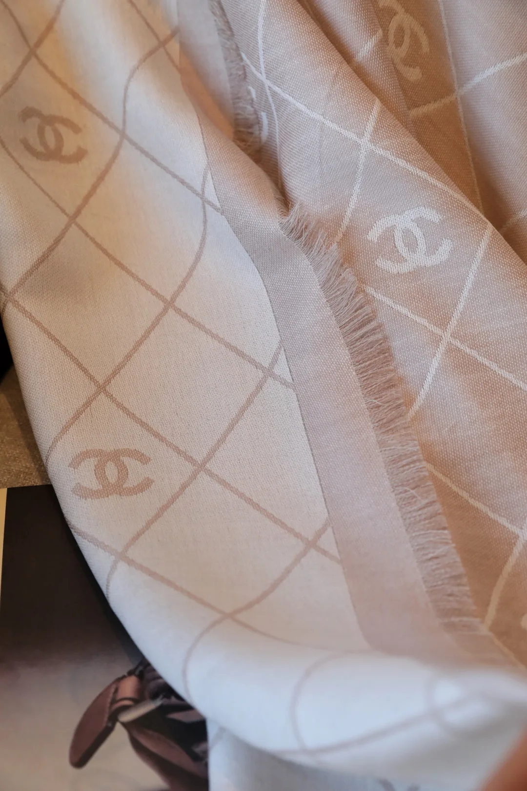 Шарфы Chanel 11852759