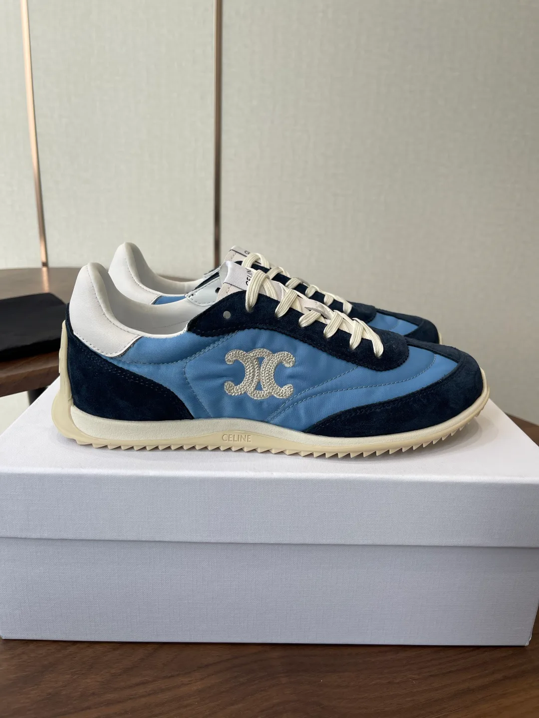 Кроссовки Женские Celine 11350590