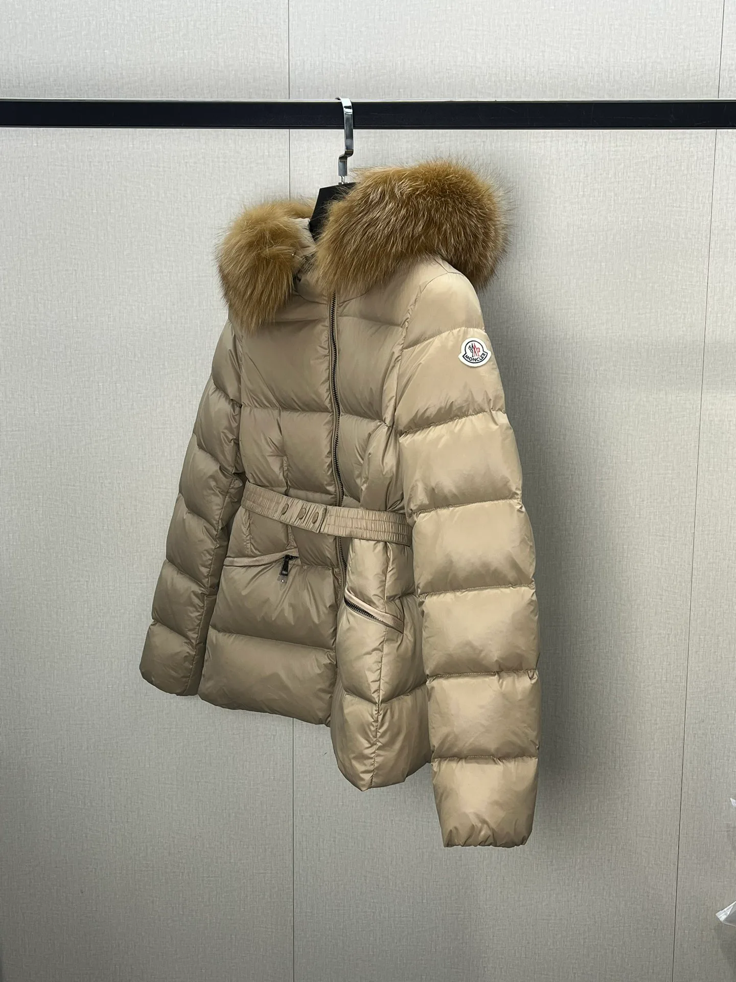 Куртки И Пуховики Женские Moncler 18130057