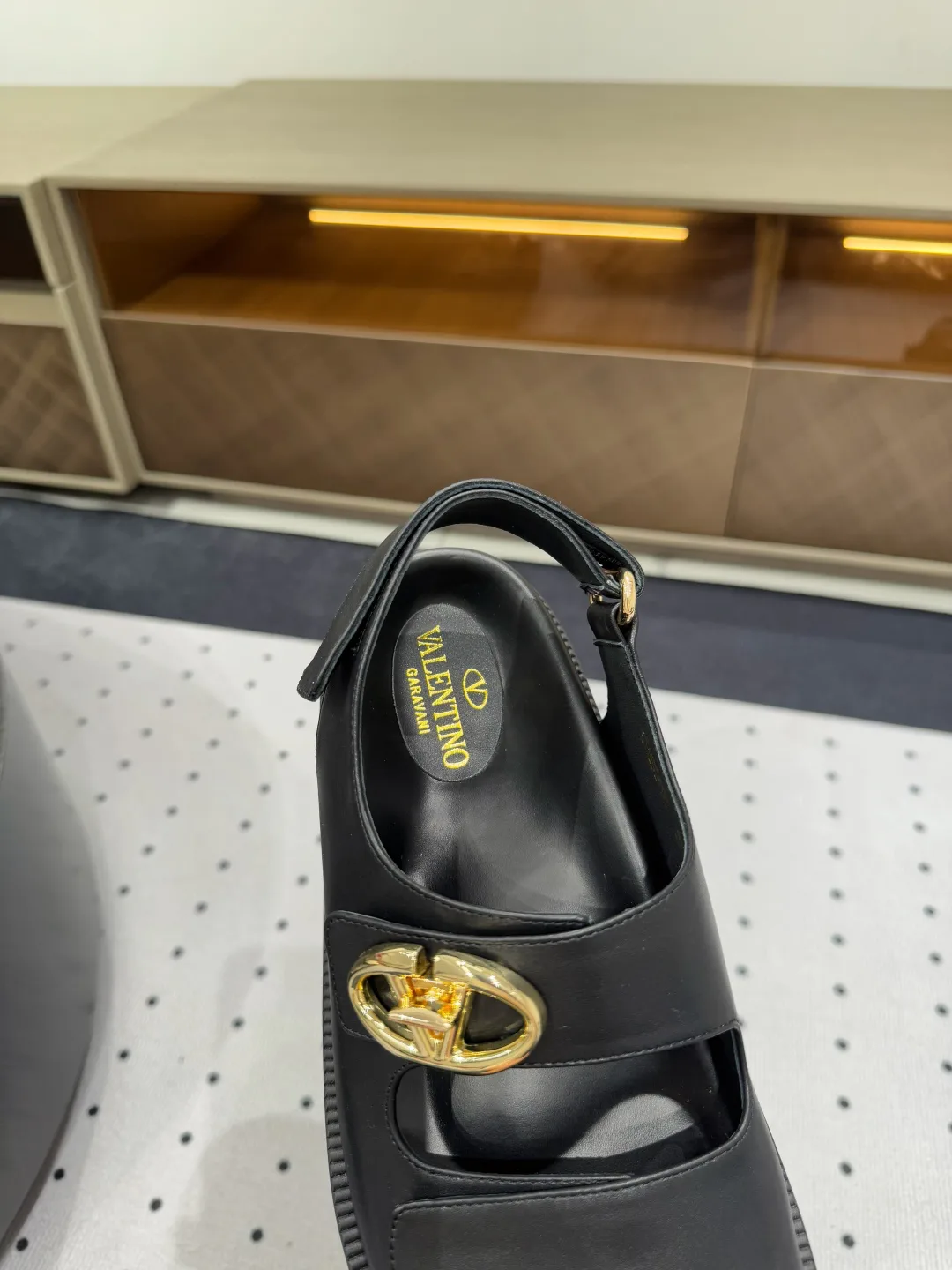 Сандалии Женские Valentino 21115