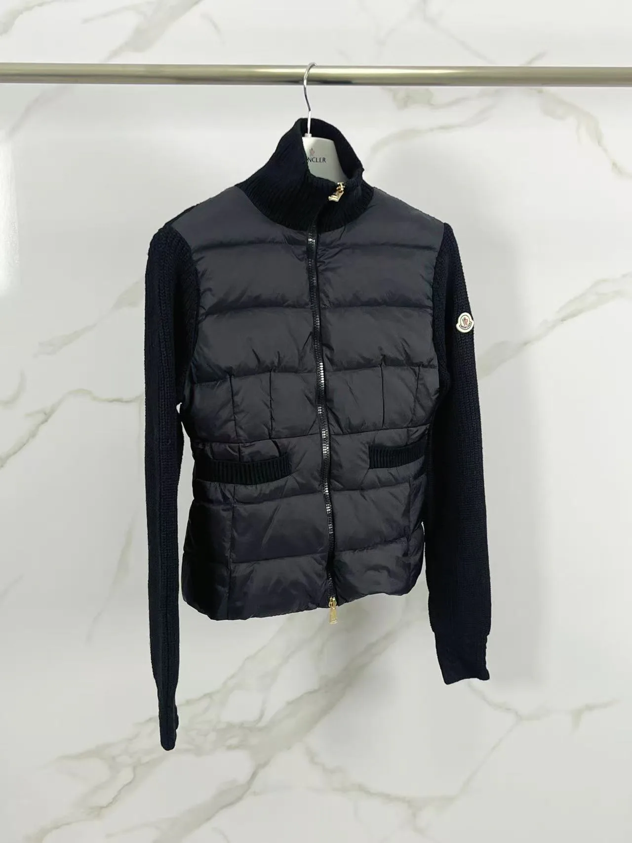 Куртки И Пуховики Женские Moncler 813020