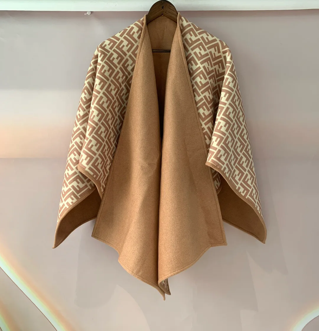 Пальто Женские Fendi 19187237