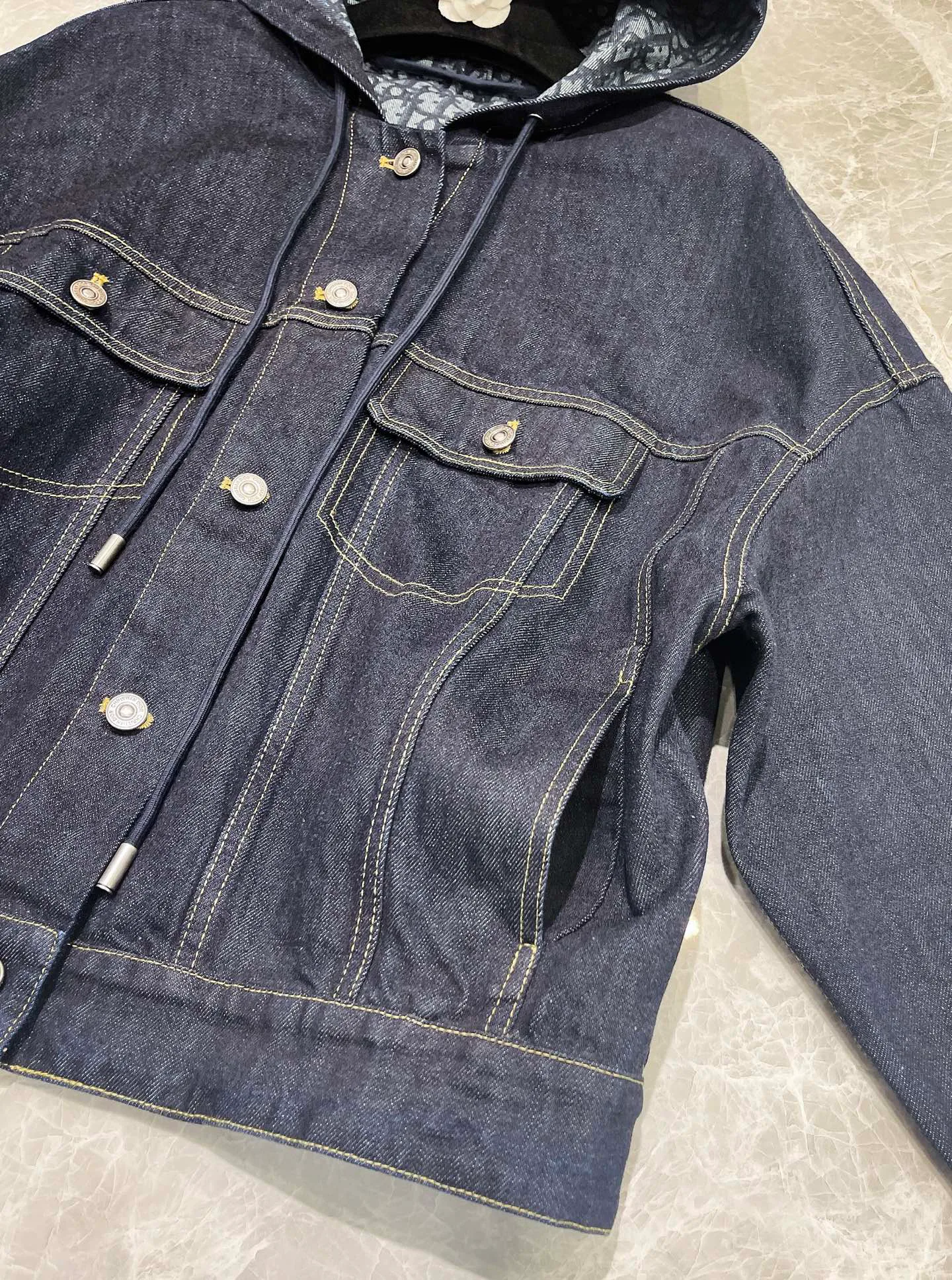 Куртки И Пуховики Женские Christian Dior 842550