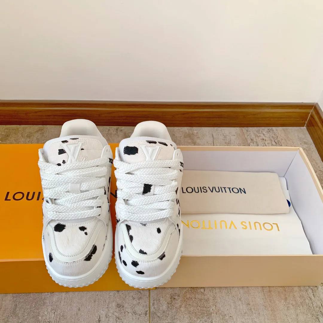 Кроссовки Женские Louis Vuitton 10234437