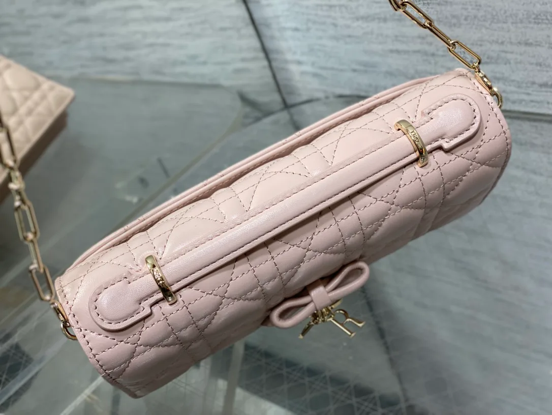 Клатчи Женские Christian Dior 11685190