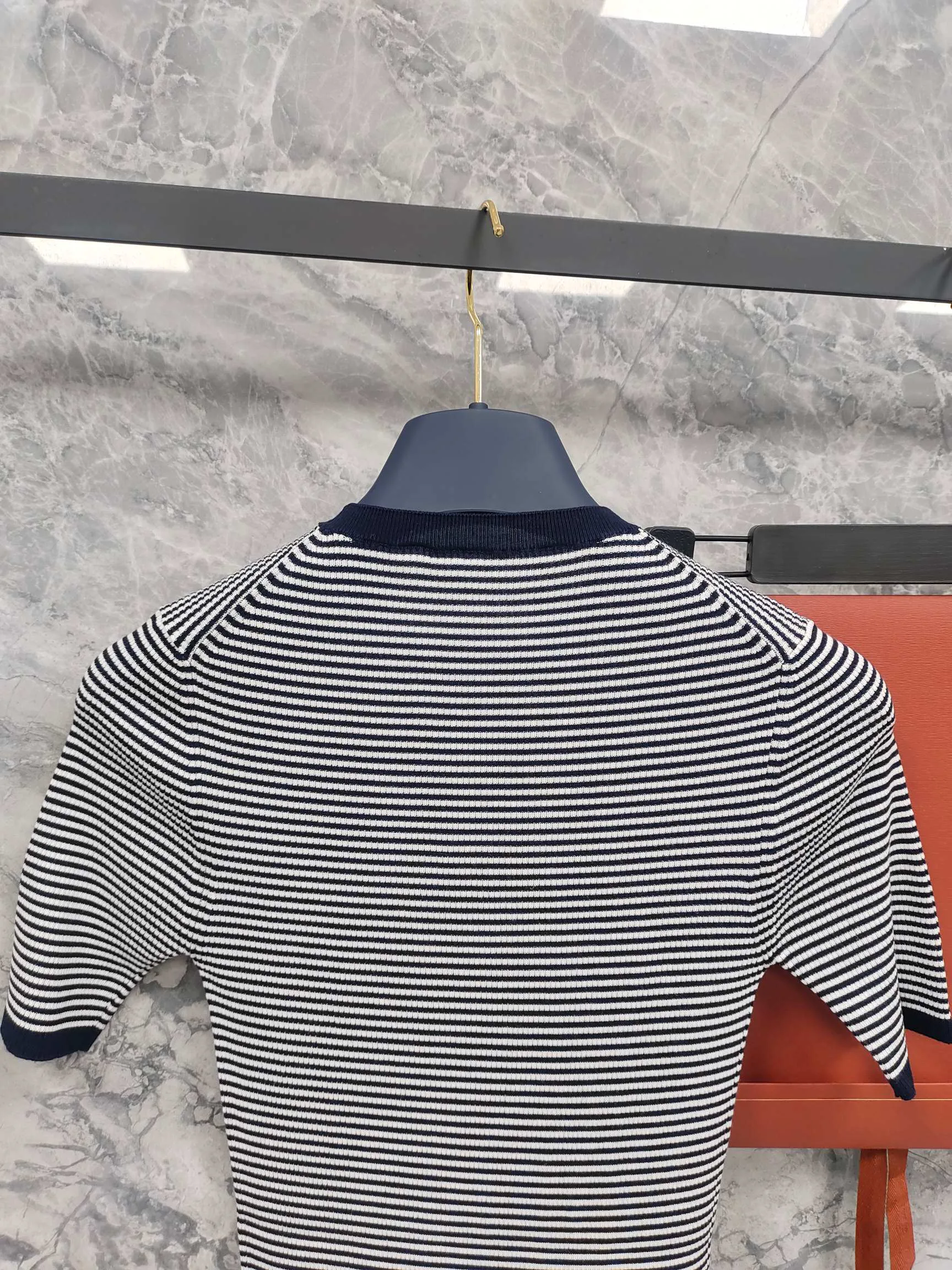 Футболки Женские Prada 11301950