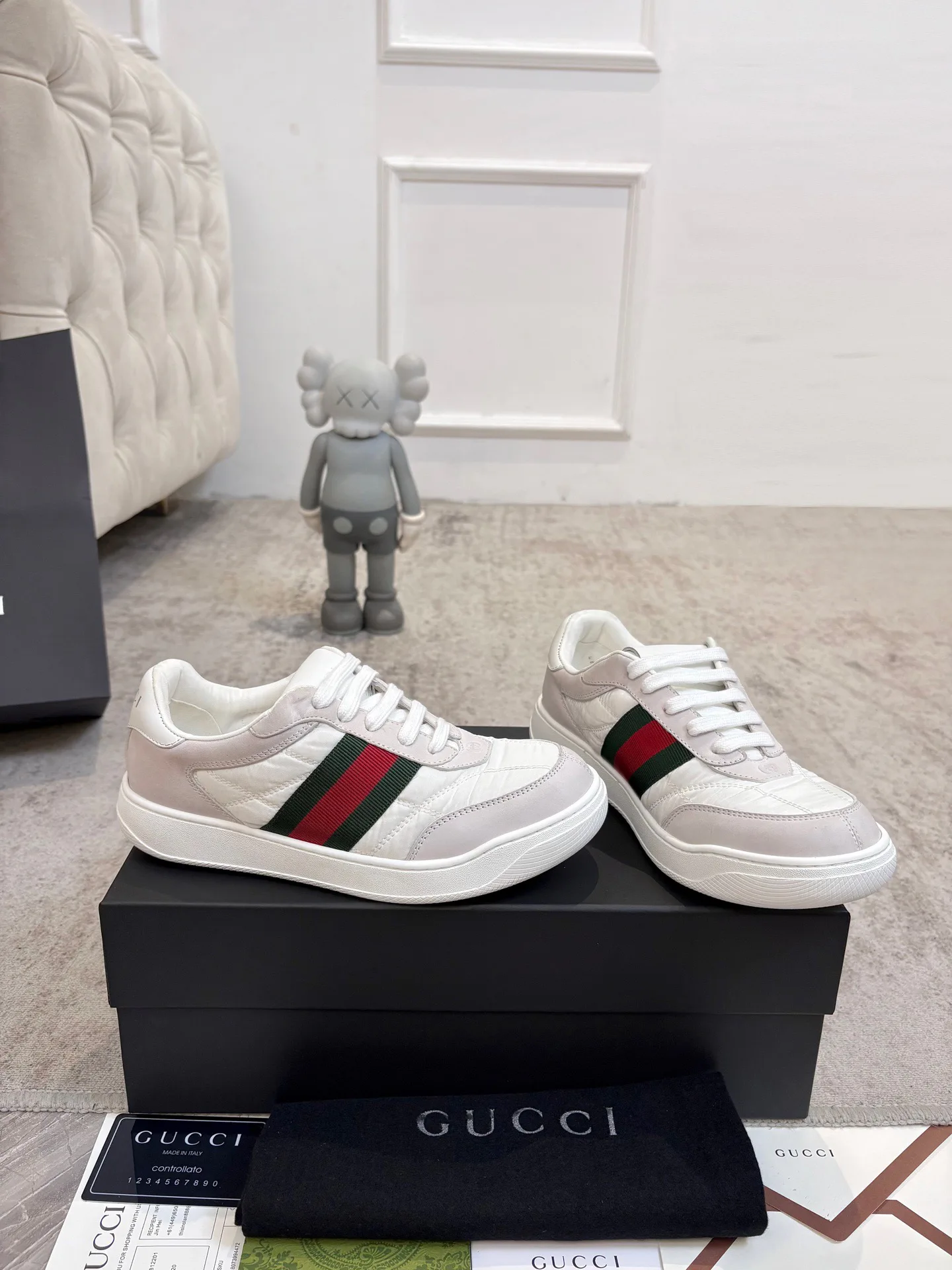 Кроссовки Женские Gucci 17912729