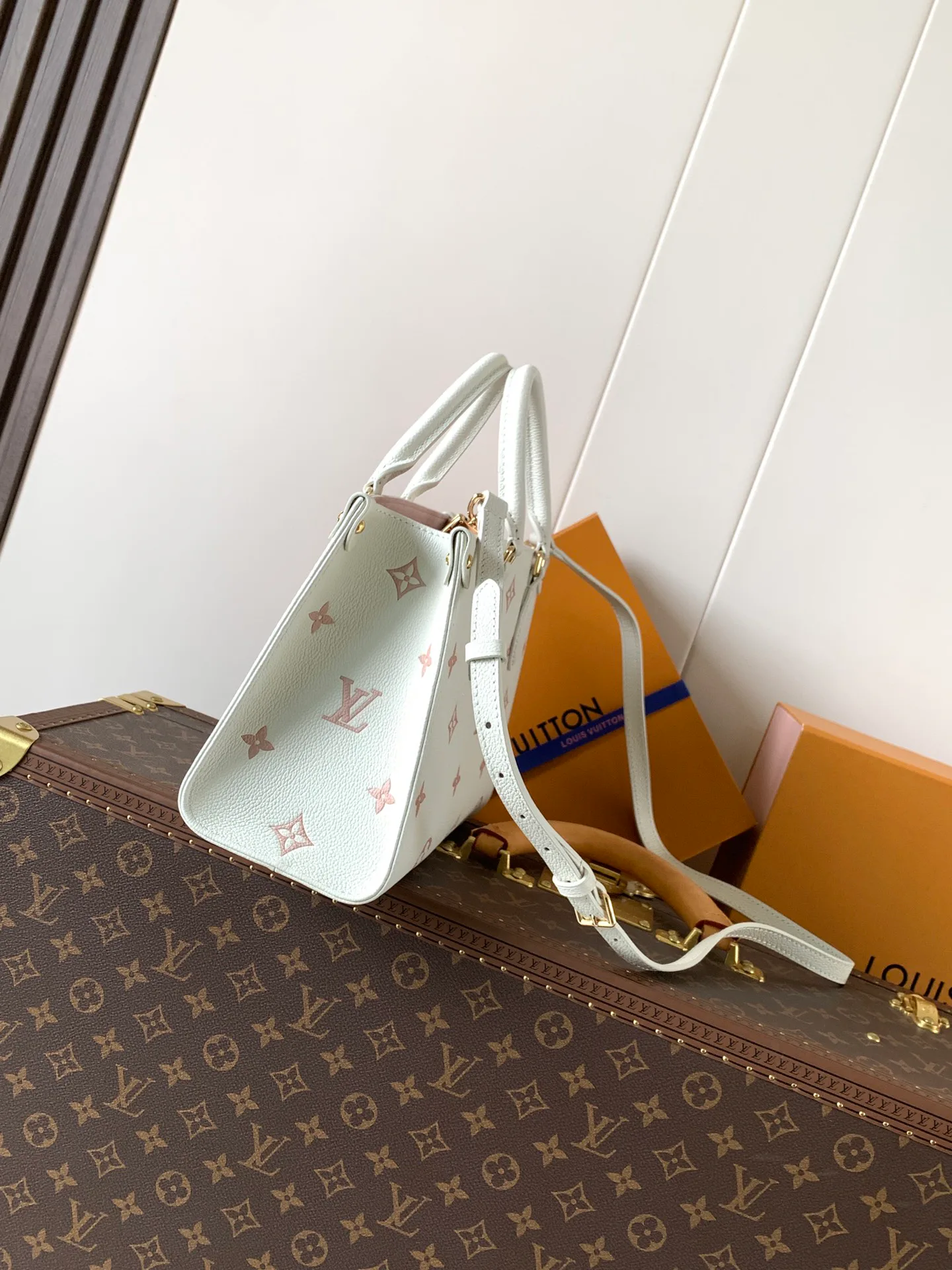 Классические Сумки Женские Louis Vuitton 11619853