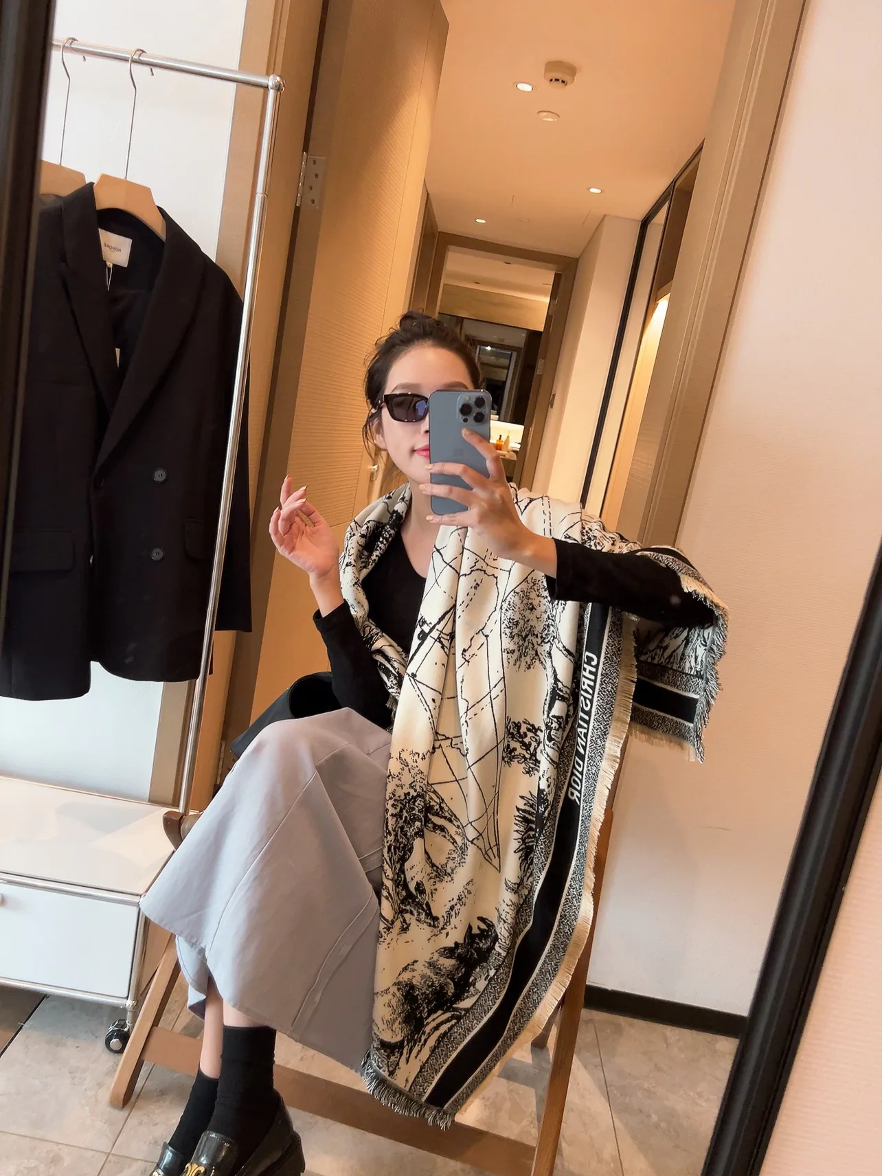 Шарфы Christian Dior 18322634