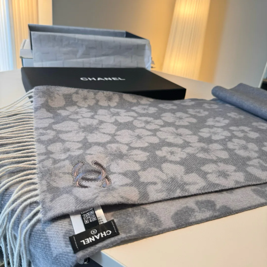 Шарфы Chanel 288345