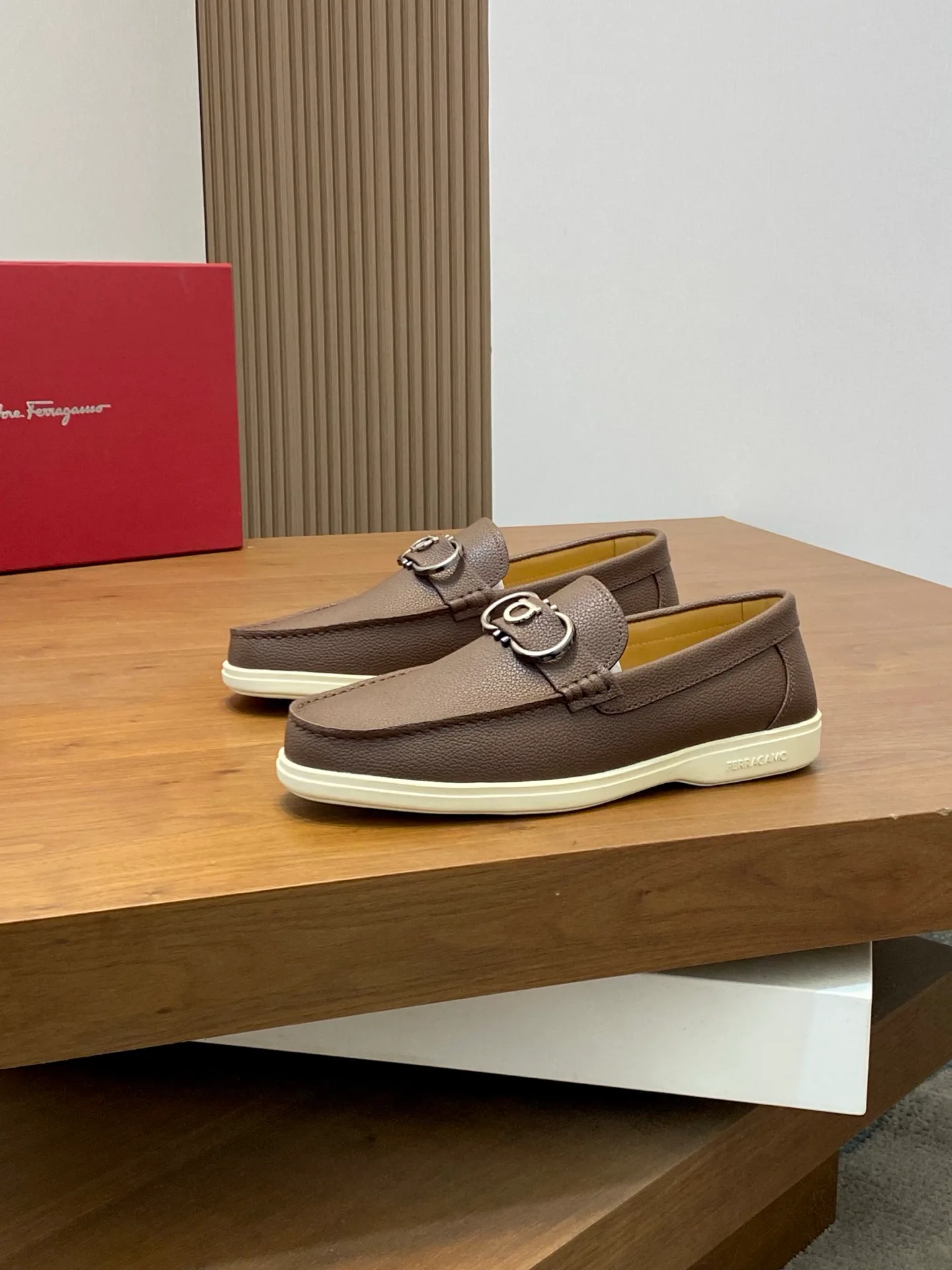Лоферы И Туфли Мужские Salvatore Ferragamo 10615097