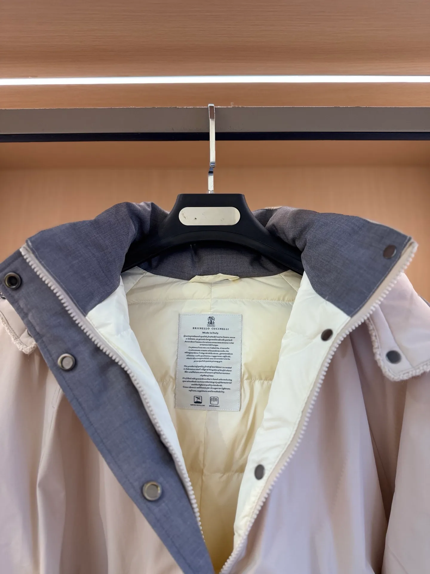 Куртки И Пуховики Женские Brunello Cucinelli 17906260