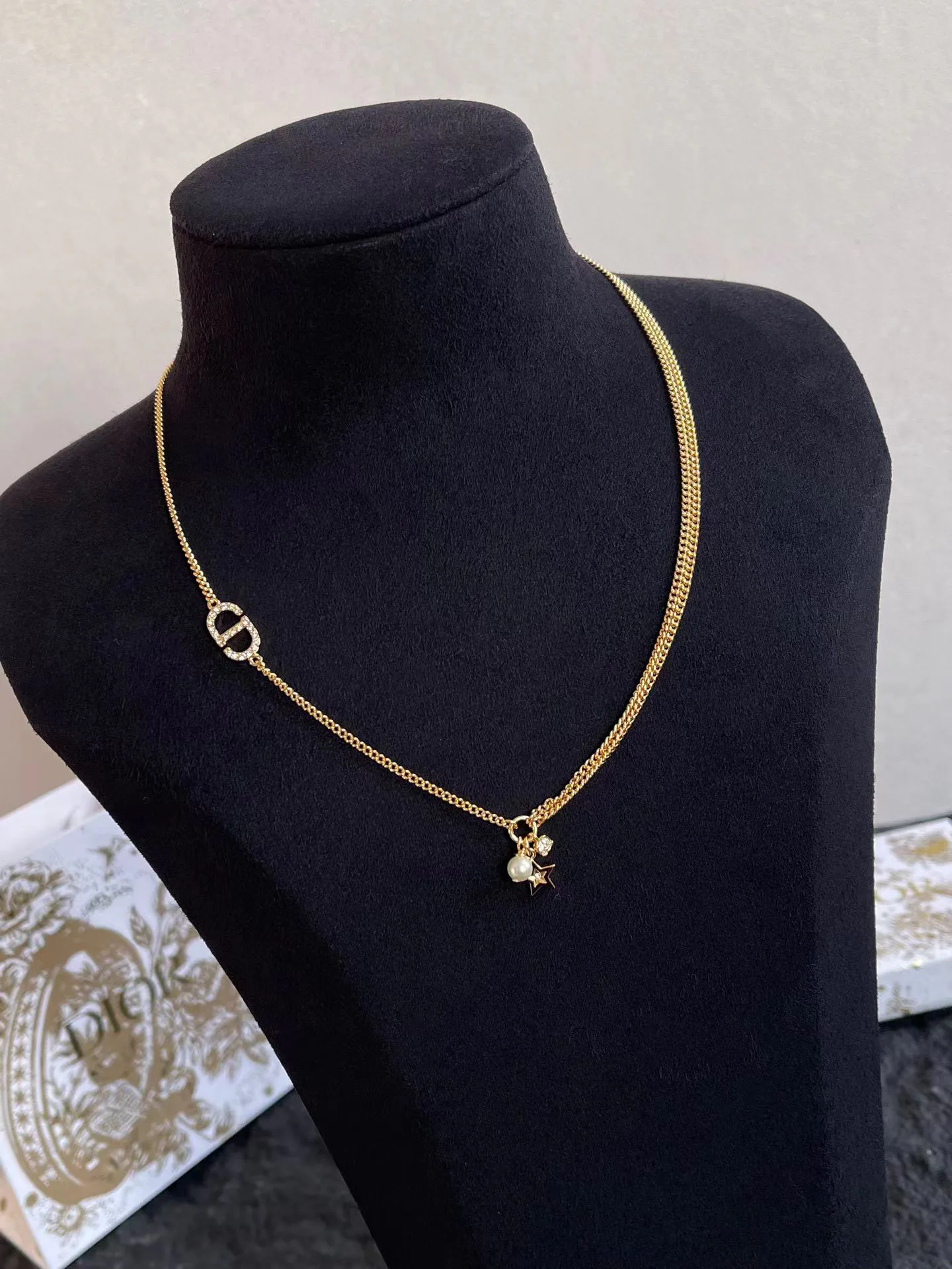 Бижутерия Christian Dior 822963