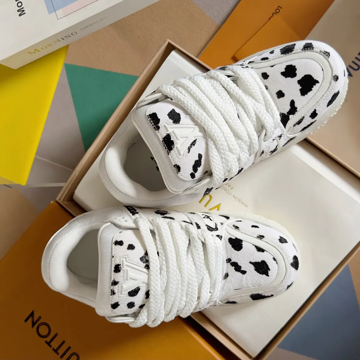 Кроссовки Женские Louis Vuitton 8920