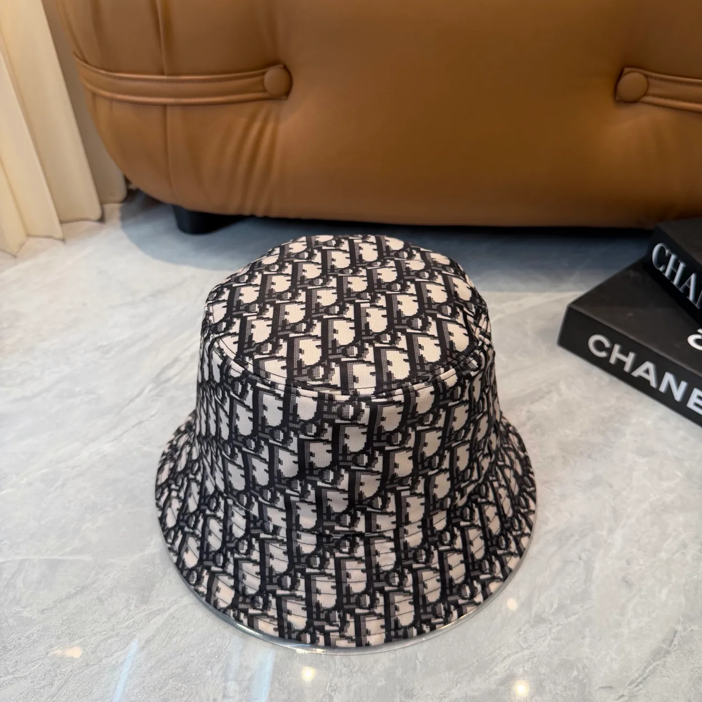 Головные Уборы Christian Dior 13294362