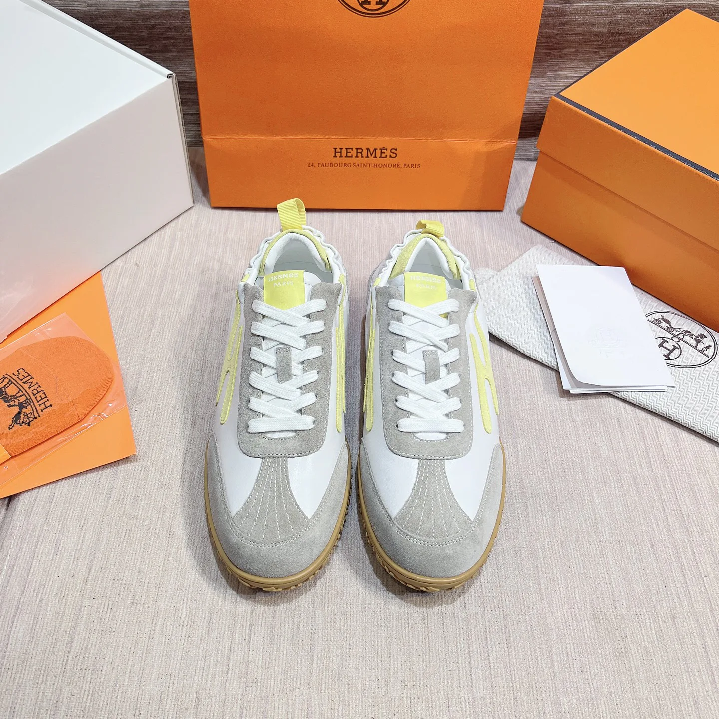 Кроссовки Женские Hermes 17749541