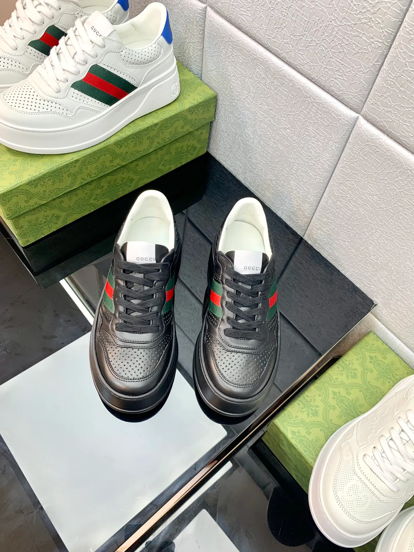 Кеды Женские Gucci 5402078