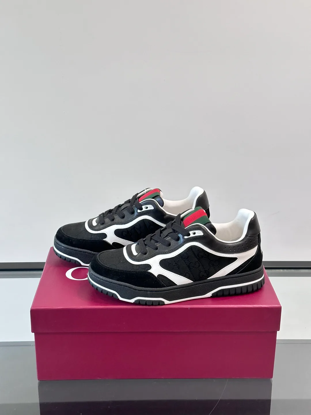 Кроссовки Женские Gucci 20009