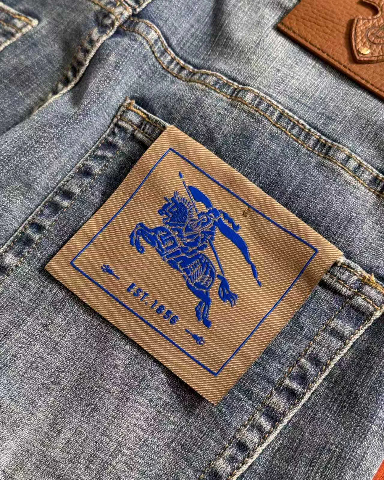 Джинсы Мужские Burberry 12640942