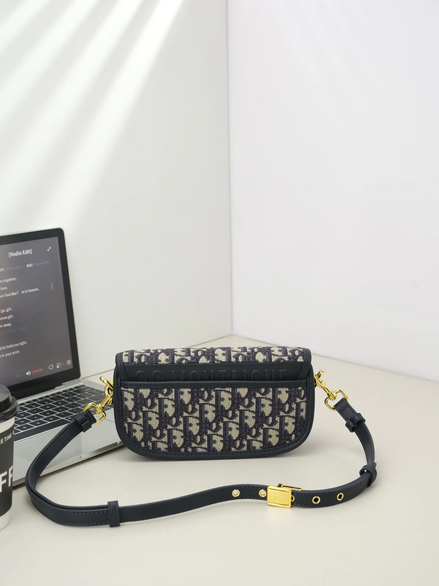 Сумки На Ремне Женские Christian Dior 1864316