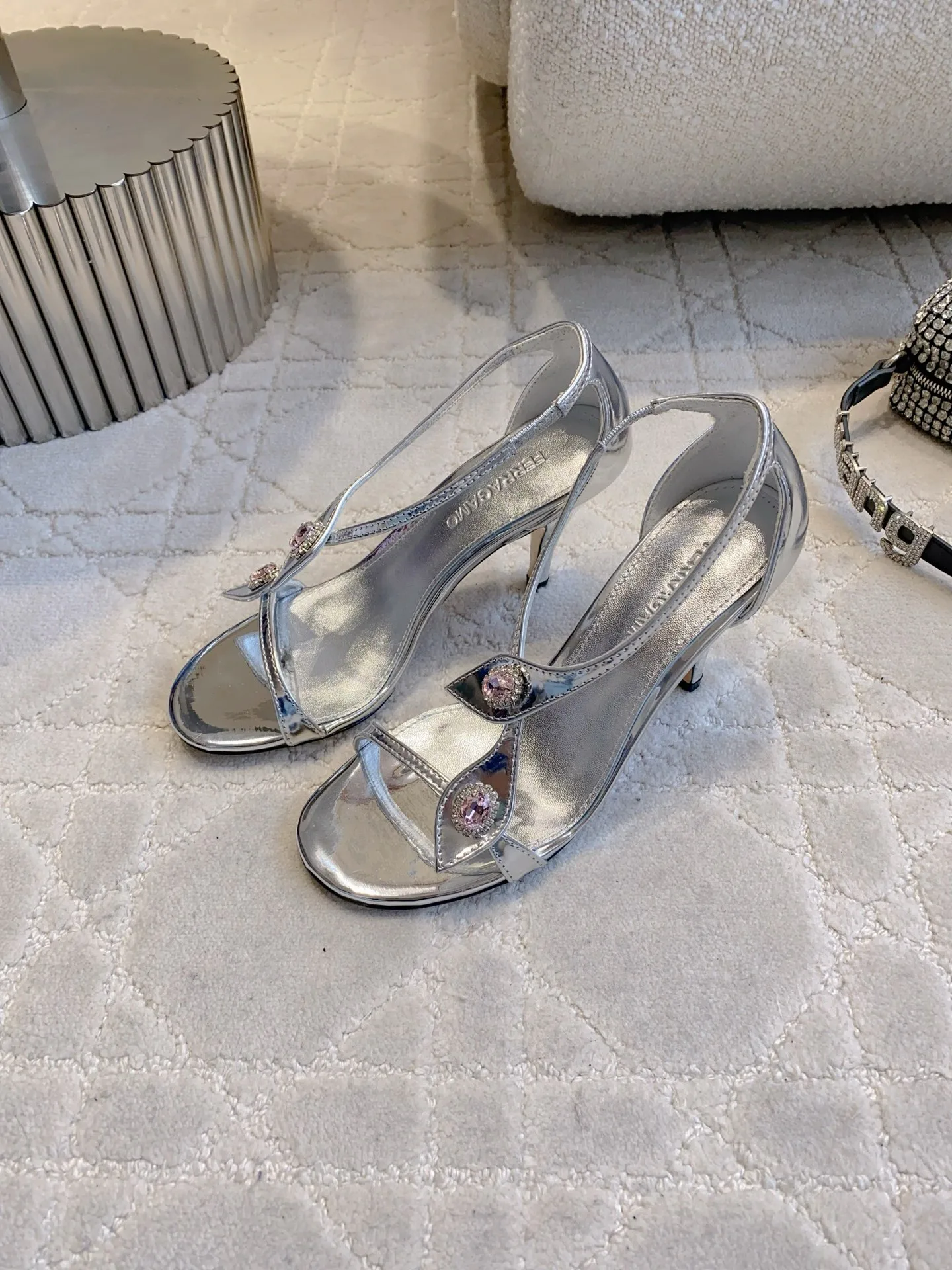 Босоножки Женские Salvatore Ferragamo 11543676