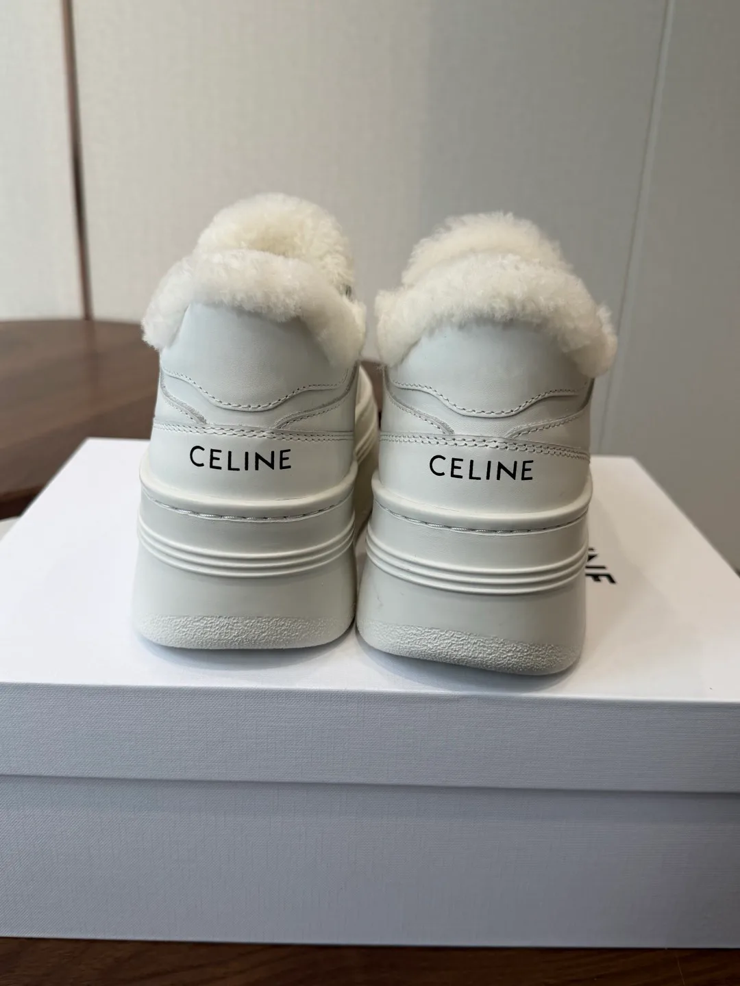 Кроссовки Женские Celine 18687642