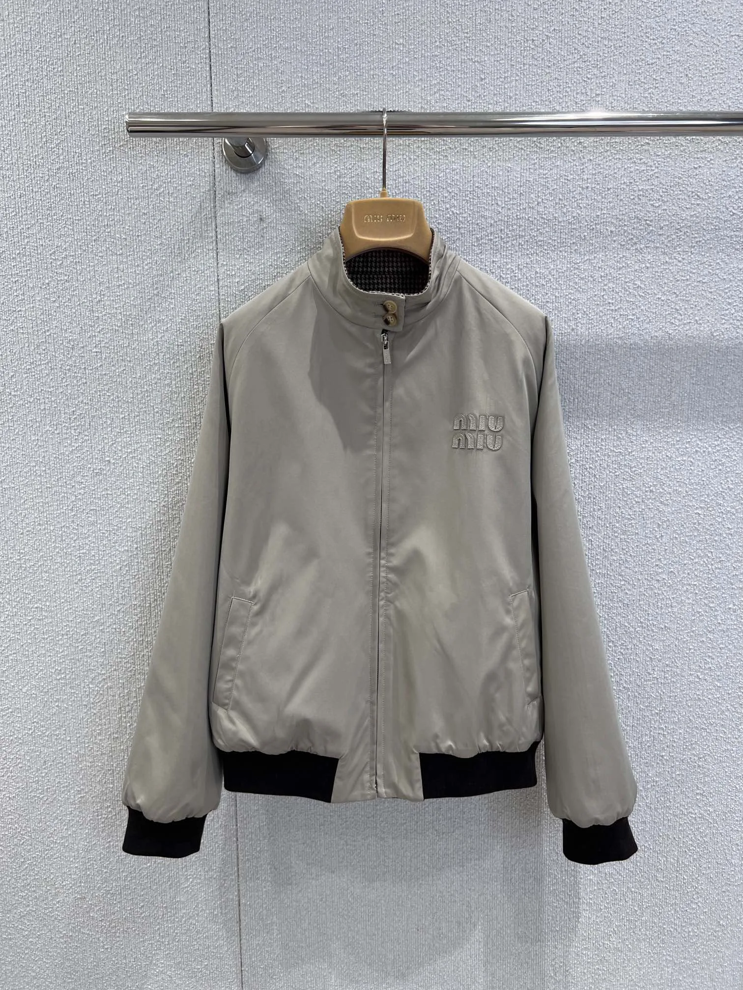 Куртки И Пуховики Женские Miu Miu 503241