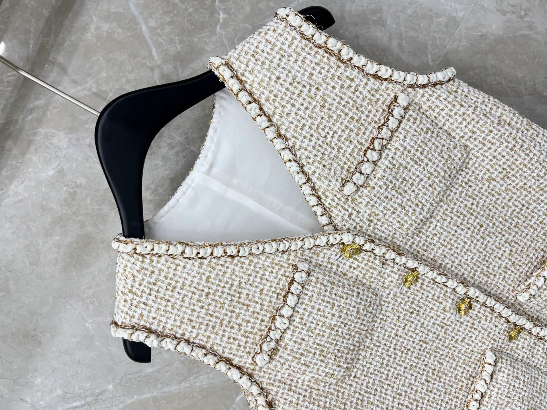 Жилеты Женские Chanel 1593888