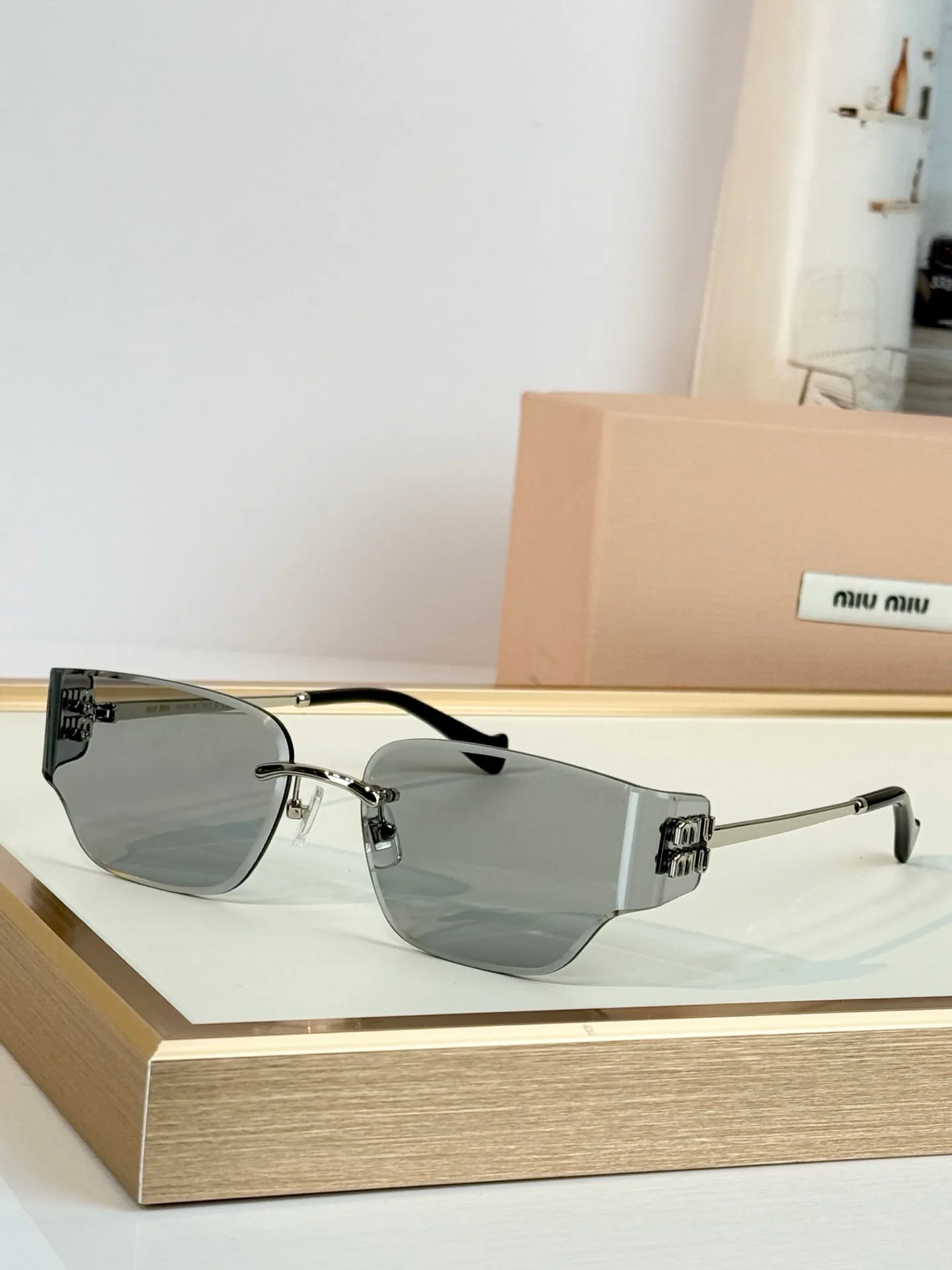Очки Miu Miu 18118082