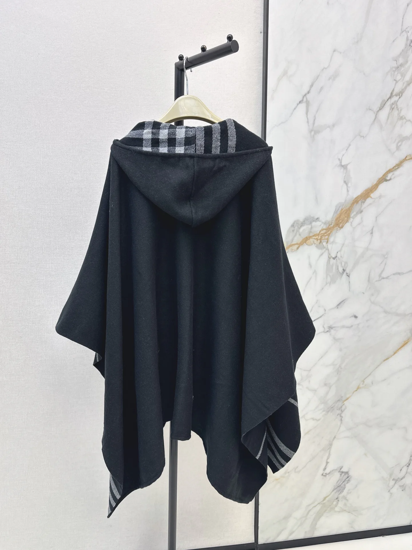 Пальто Женские Burberry 18031534