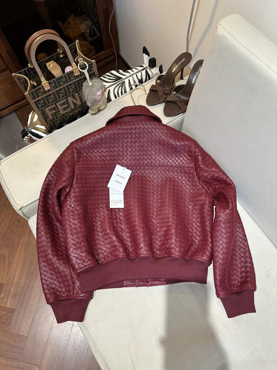 Кожаные Куртки И Дублёнки Женские Bottega Veneta 17744897