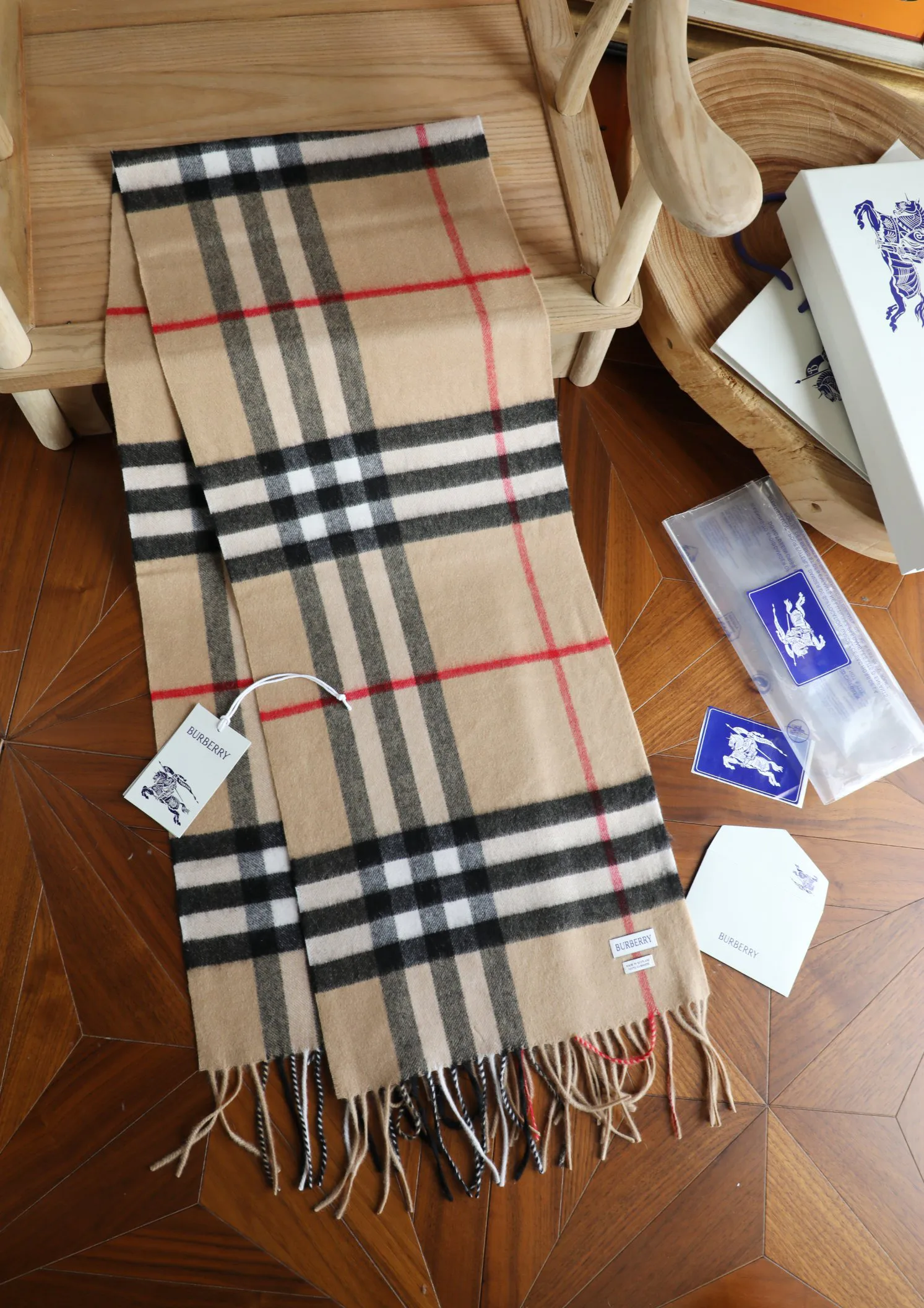 Шарфы Burberry 9632588