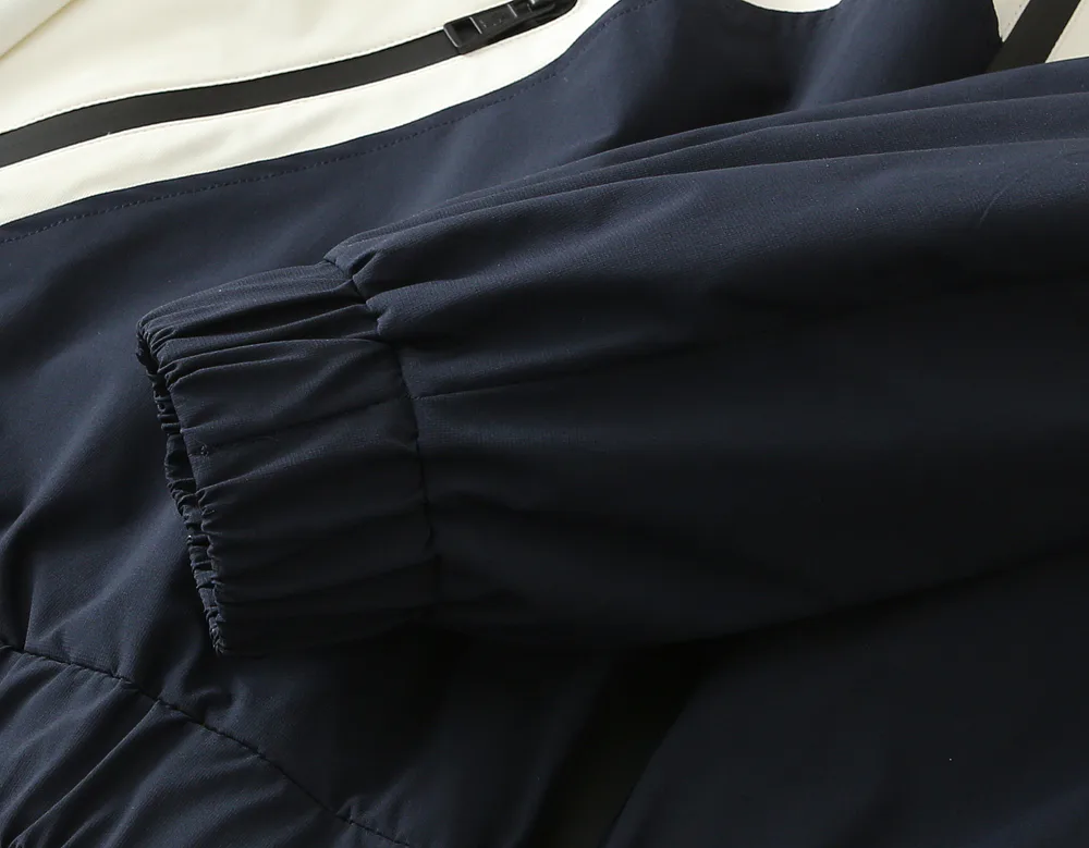 Куртки И Пуховики Мужские Moncler 17524018