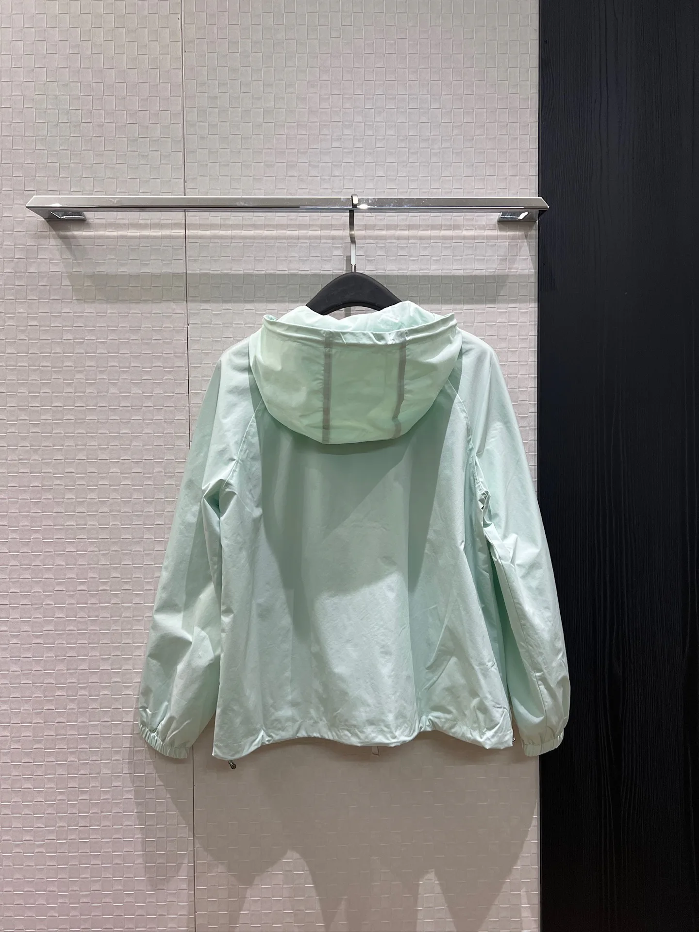 Куртки И Пуховики Женские Moncler 18612127