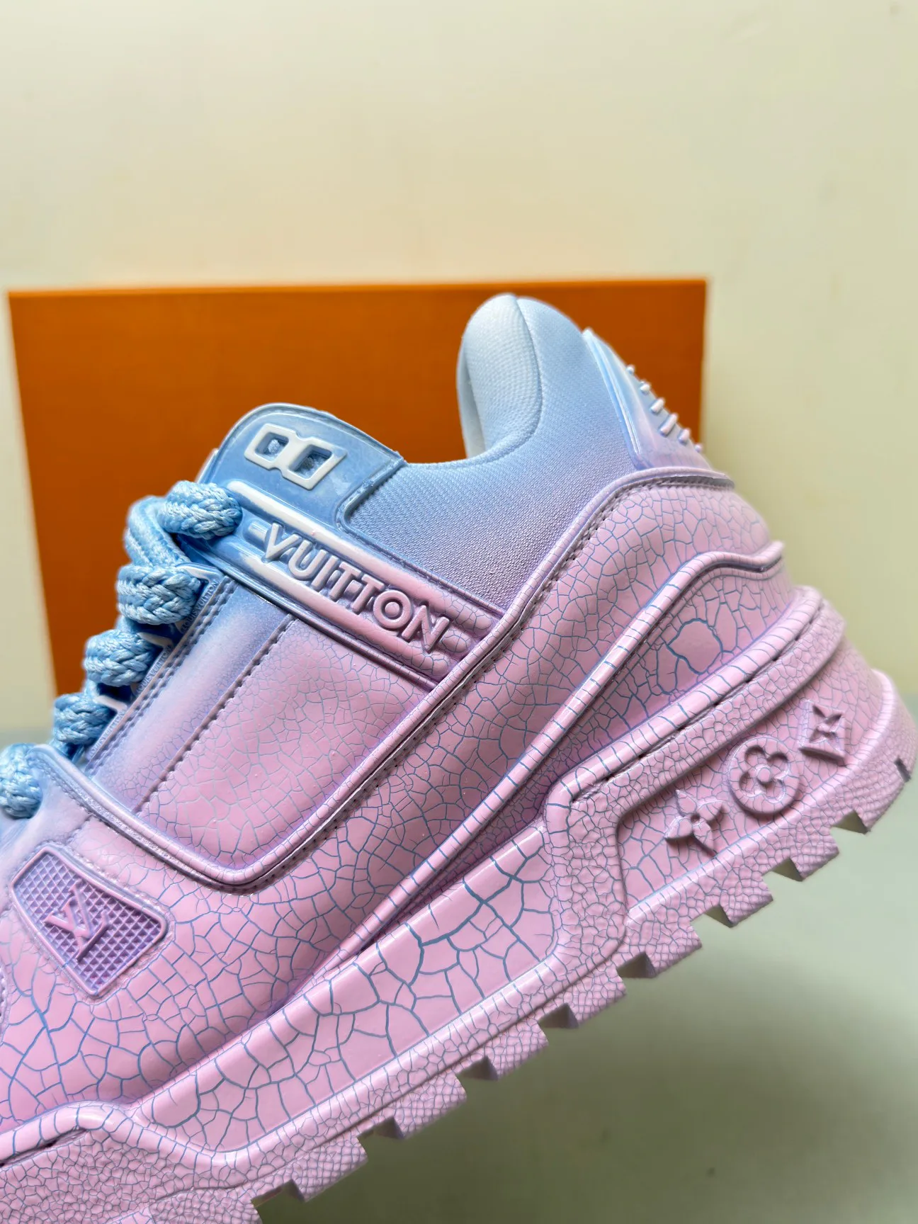Кроссовки Мужские Louis Vuitton 11073668