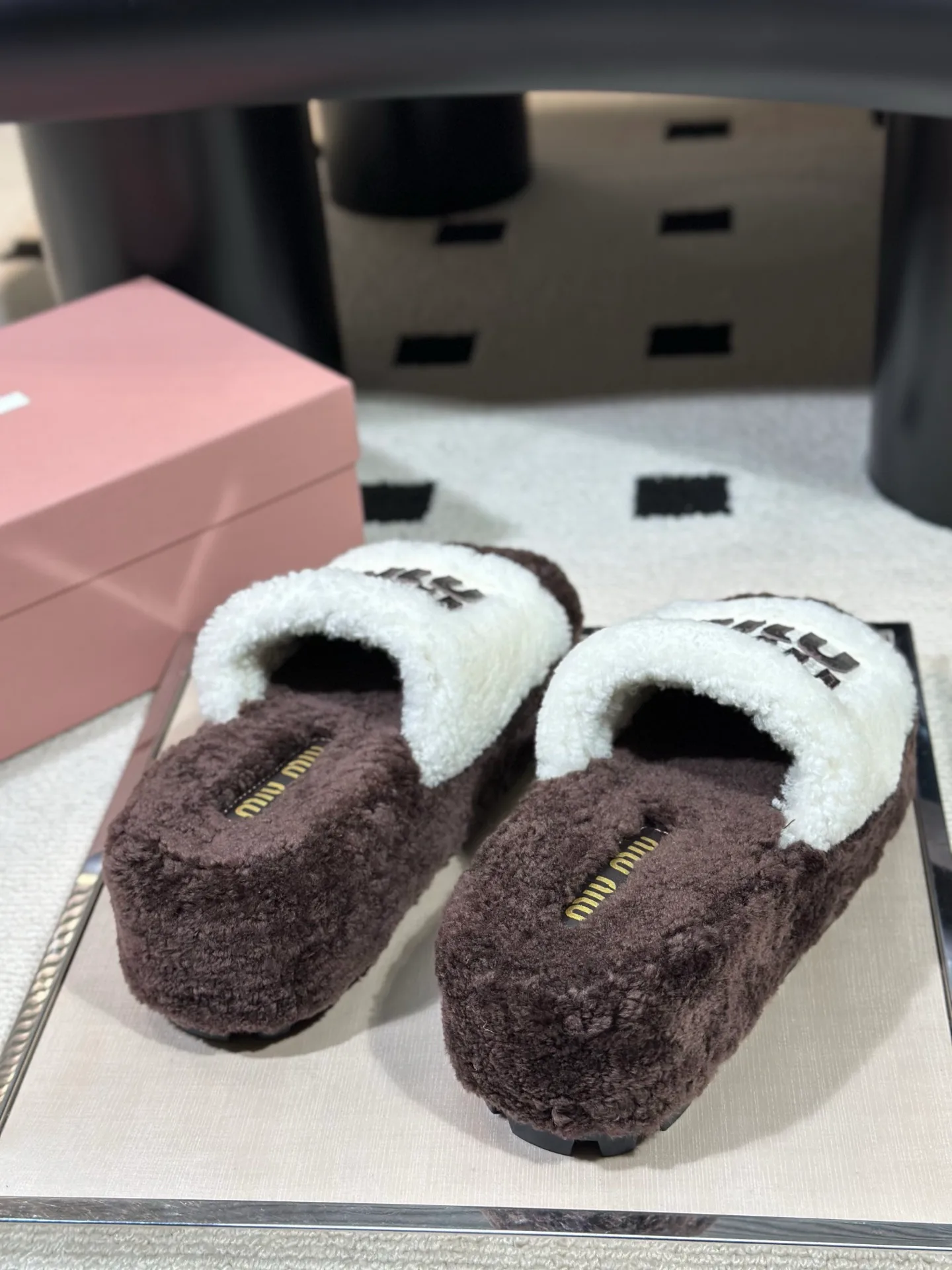 Тапочки Женские Miu Miu 18638349