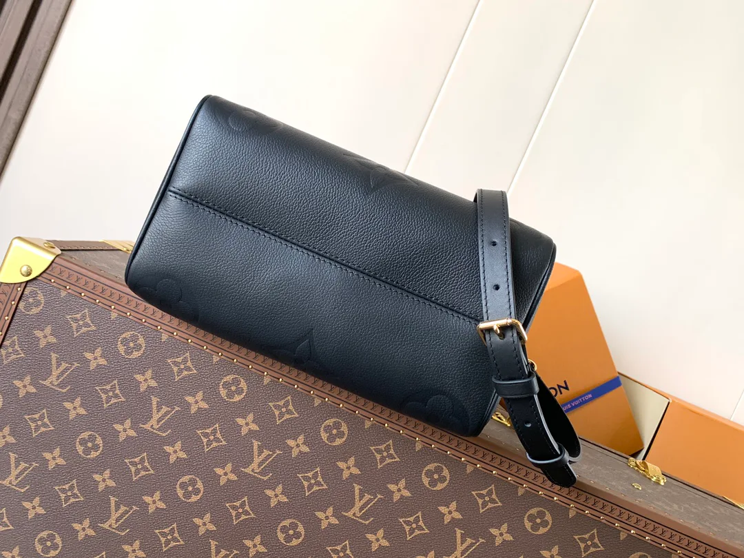 Классические Сумки Женские Louis Vuitton 11488640