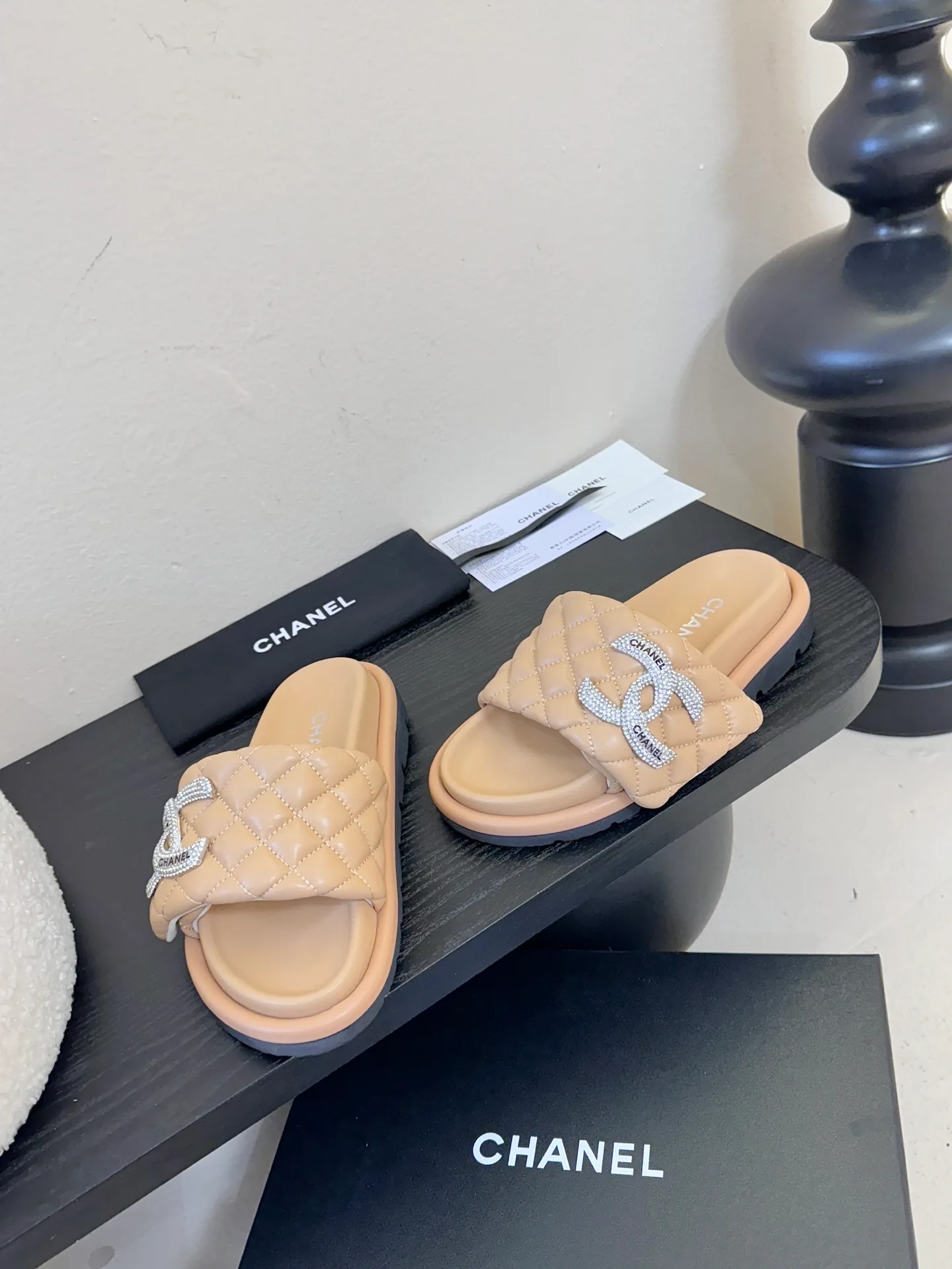 Шлепанцы Женские Chanel 1590886