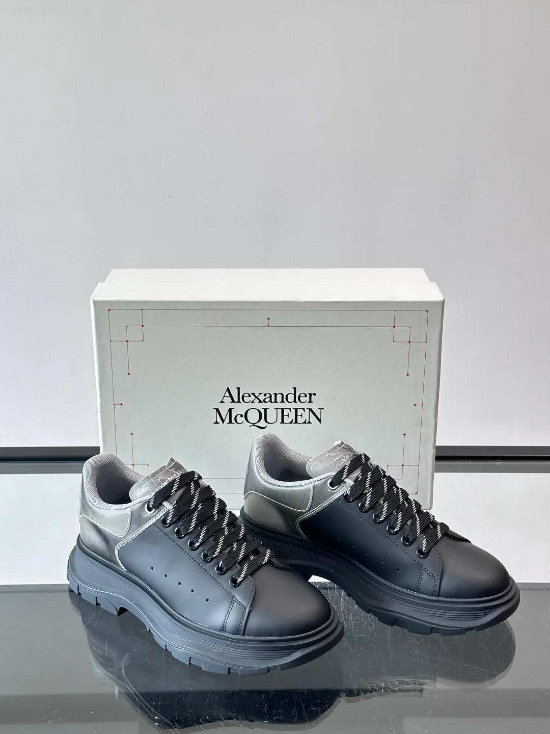 Кроссовки Женские Alexander Mcqueen 11151049